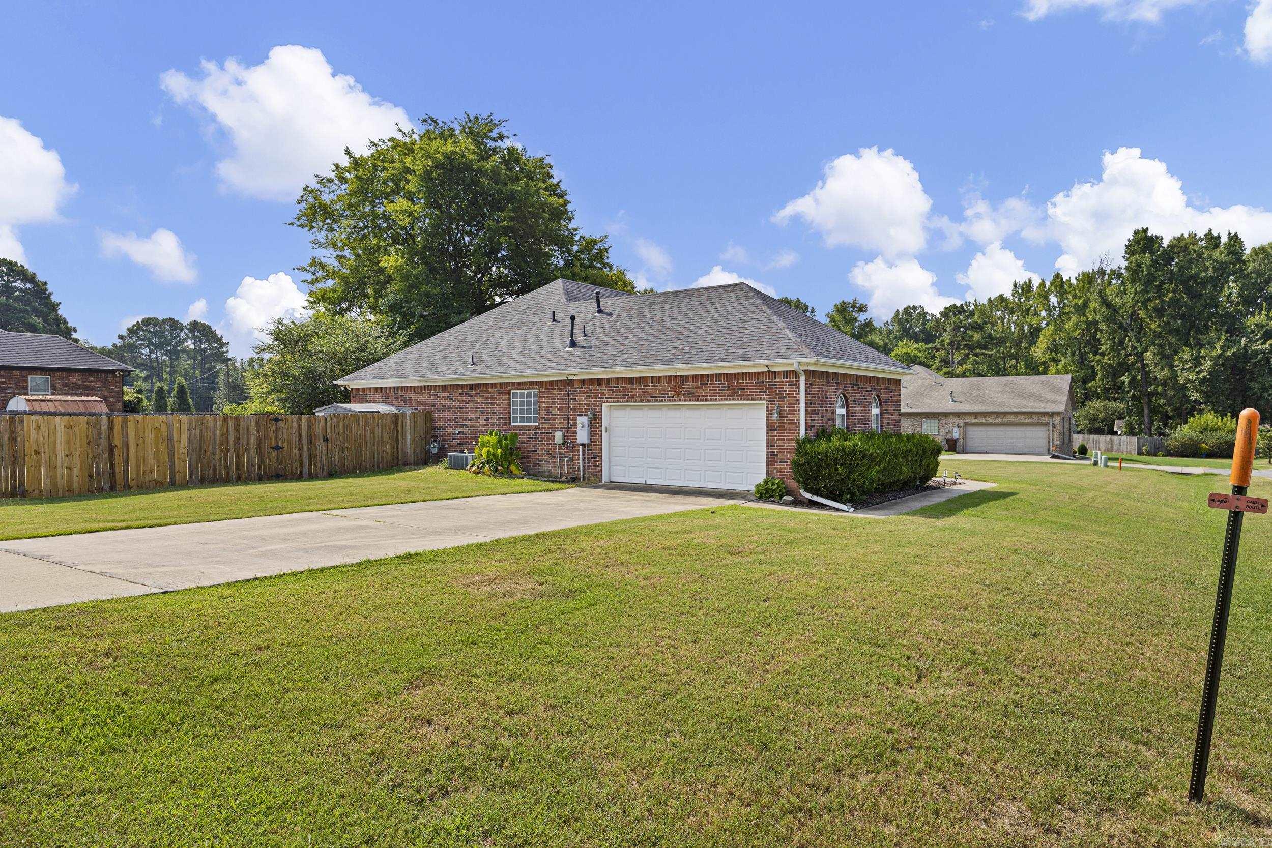 15 Joshua Cir Property Photo 2