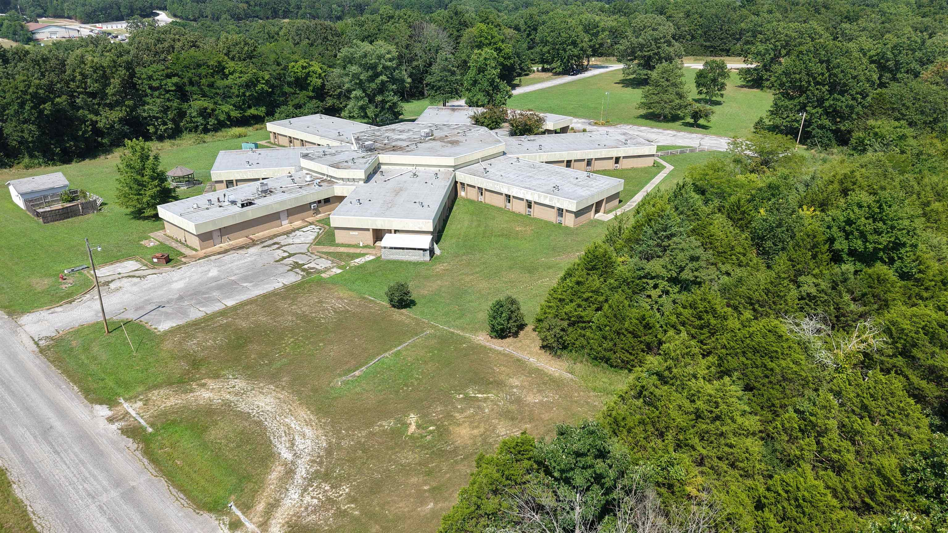 10a Hwy 289 Property Photo 4
