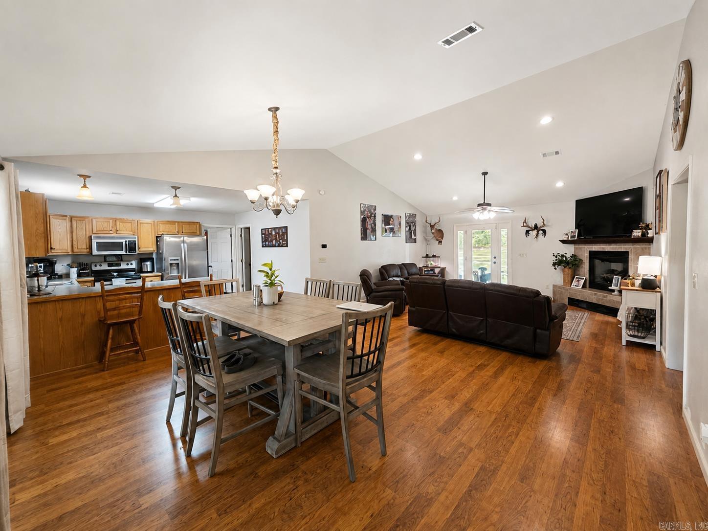 1170 Pearson Property Photo 4