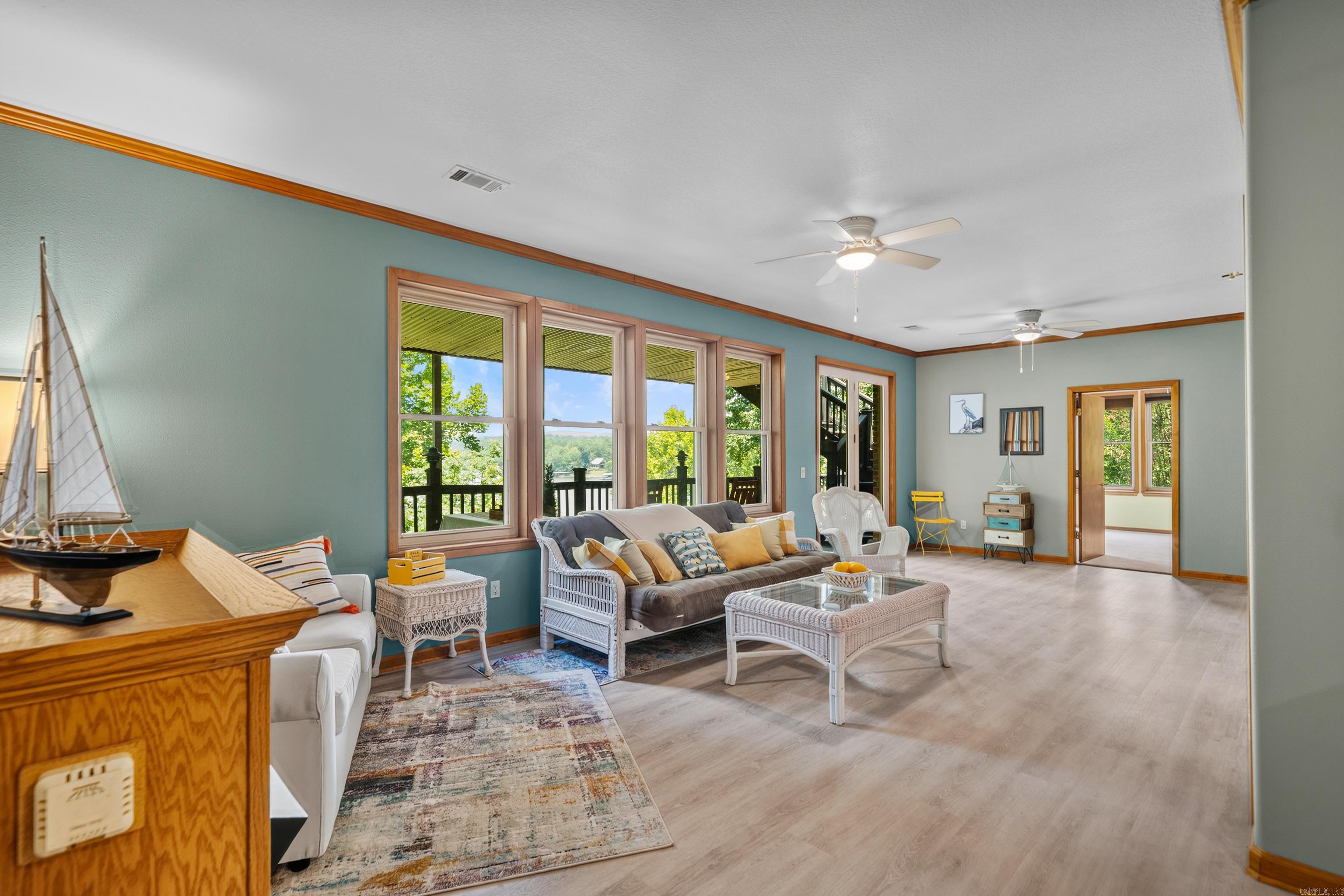 139 Waterfront Court Property Photo 19