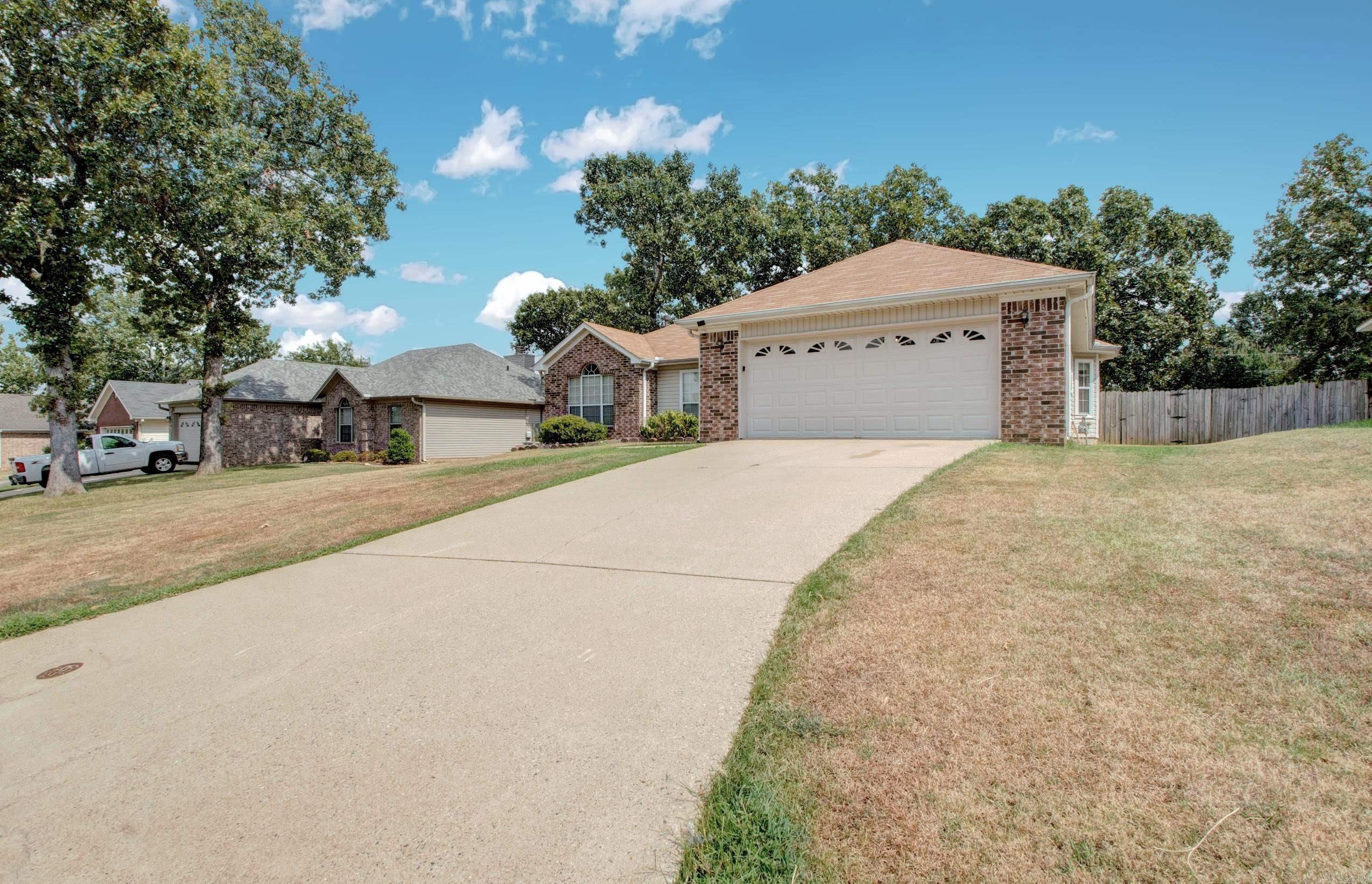 10733 Stoneridge Dr Property Photo 2