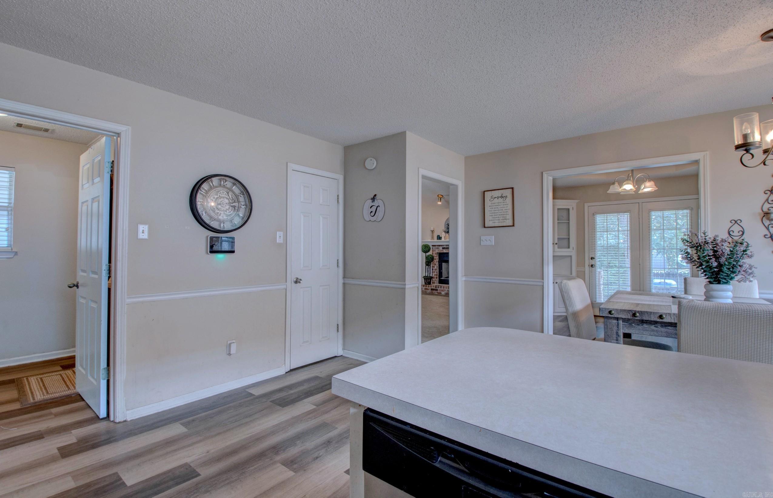 10733 Stoneridge Dr Property Photo 23