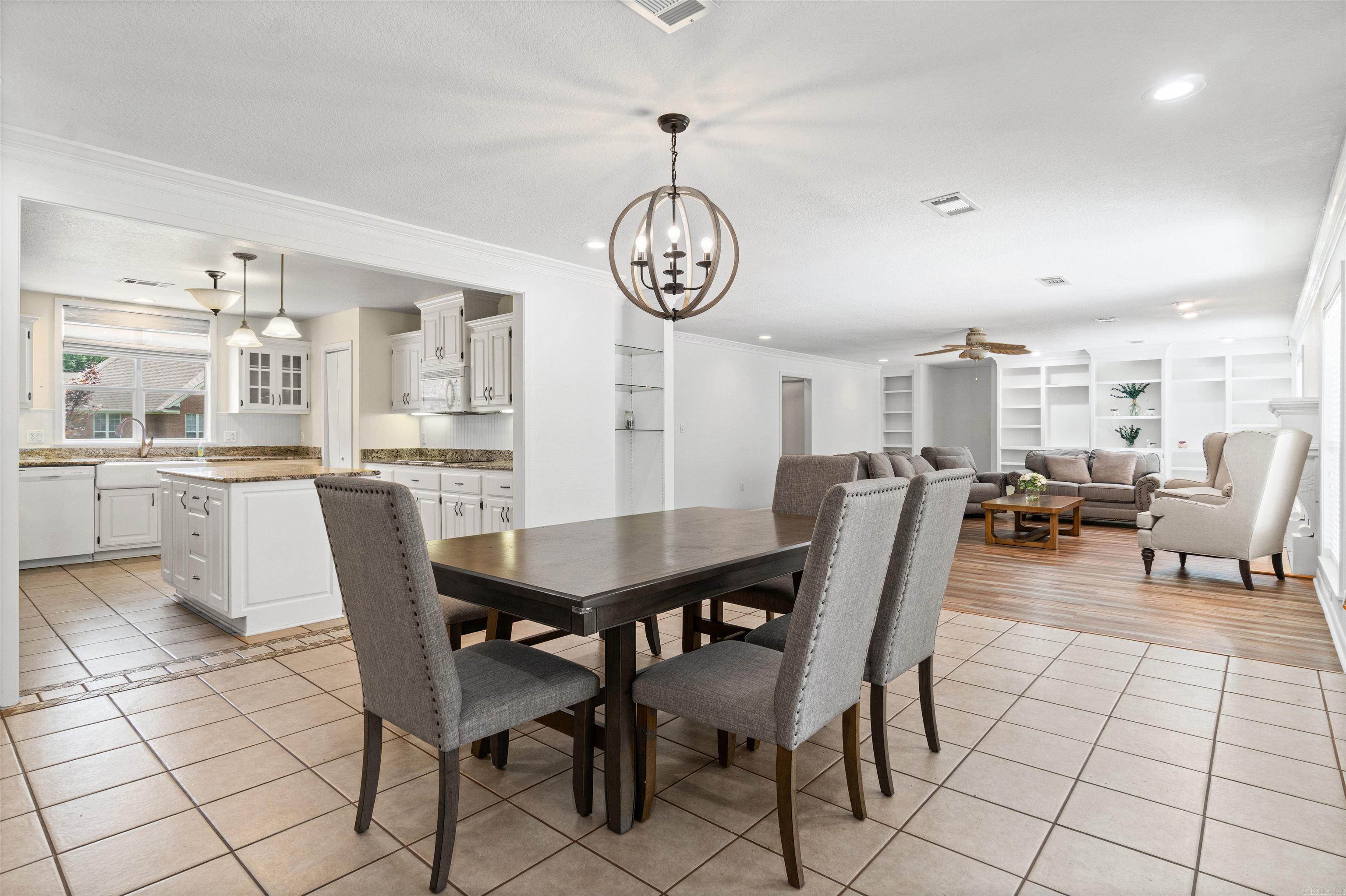 604 Pin Oak Dr Property Photo 10
