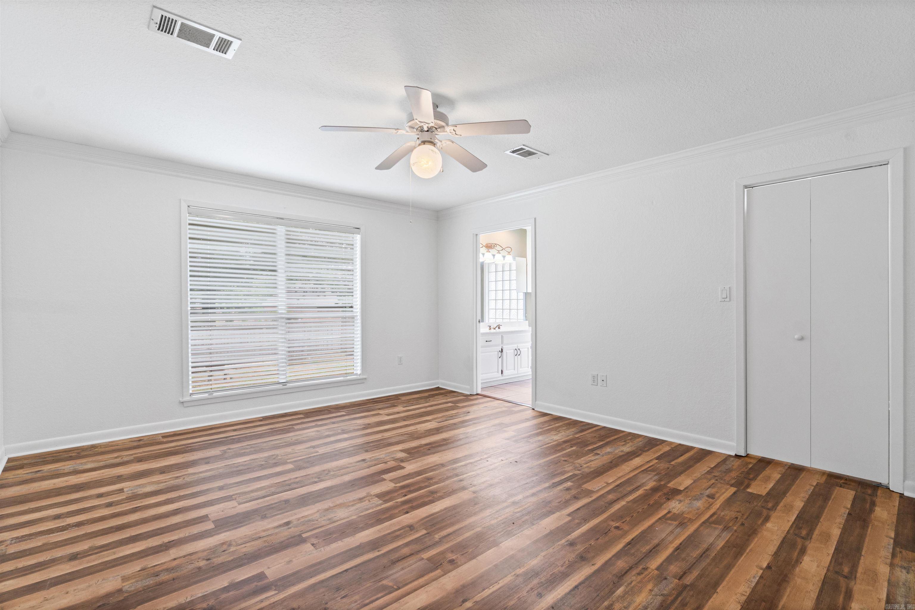 604 Pin Oak Dr Property Photo 12