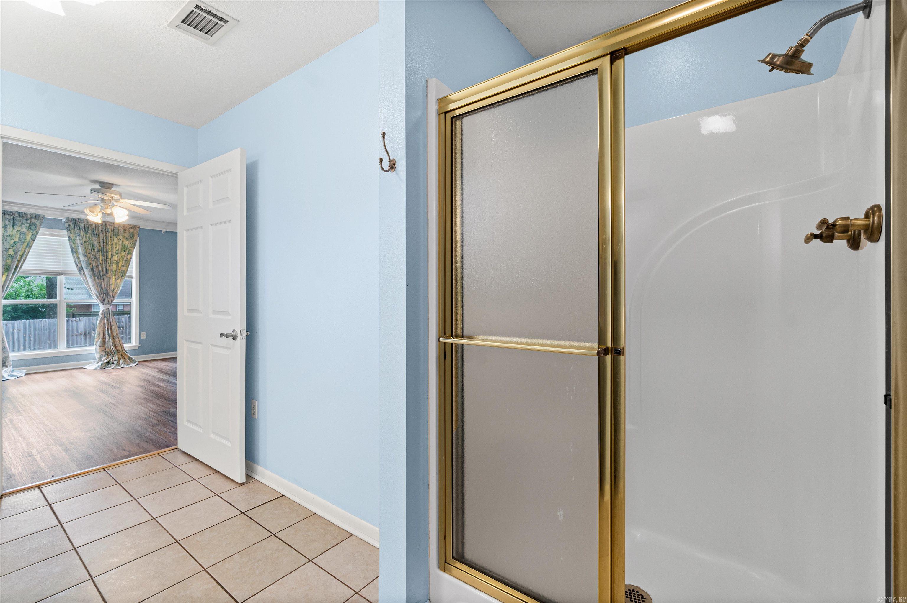 604 Pin Oak Dr Property Photo 18