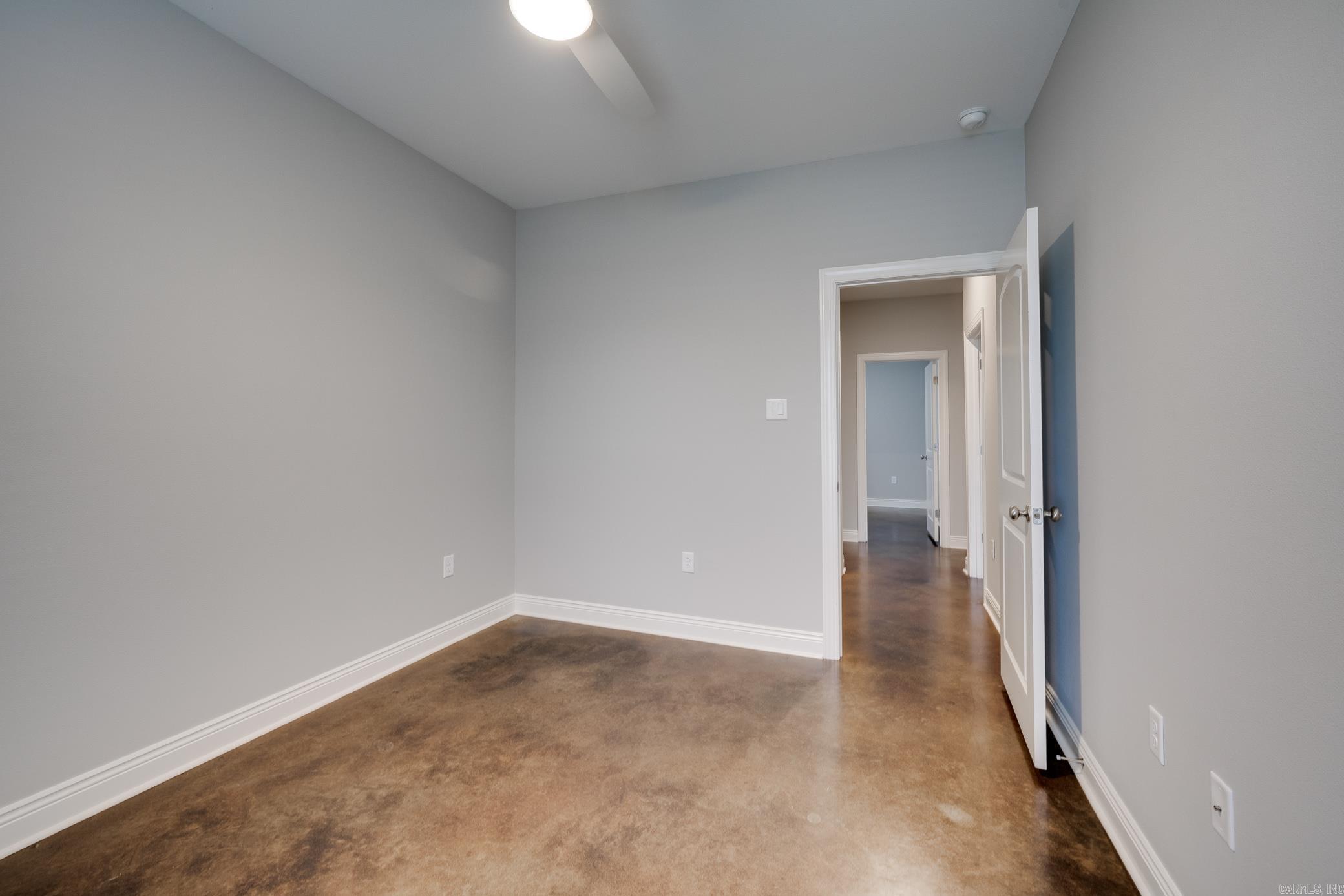 1535 Cherry Bark Drive Property Photo 27