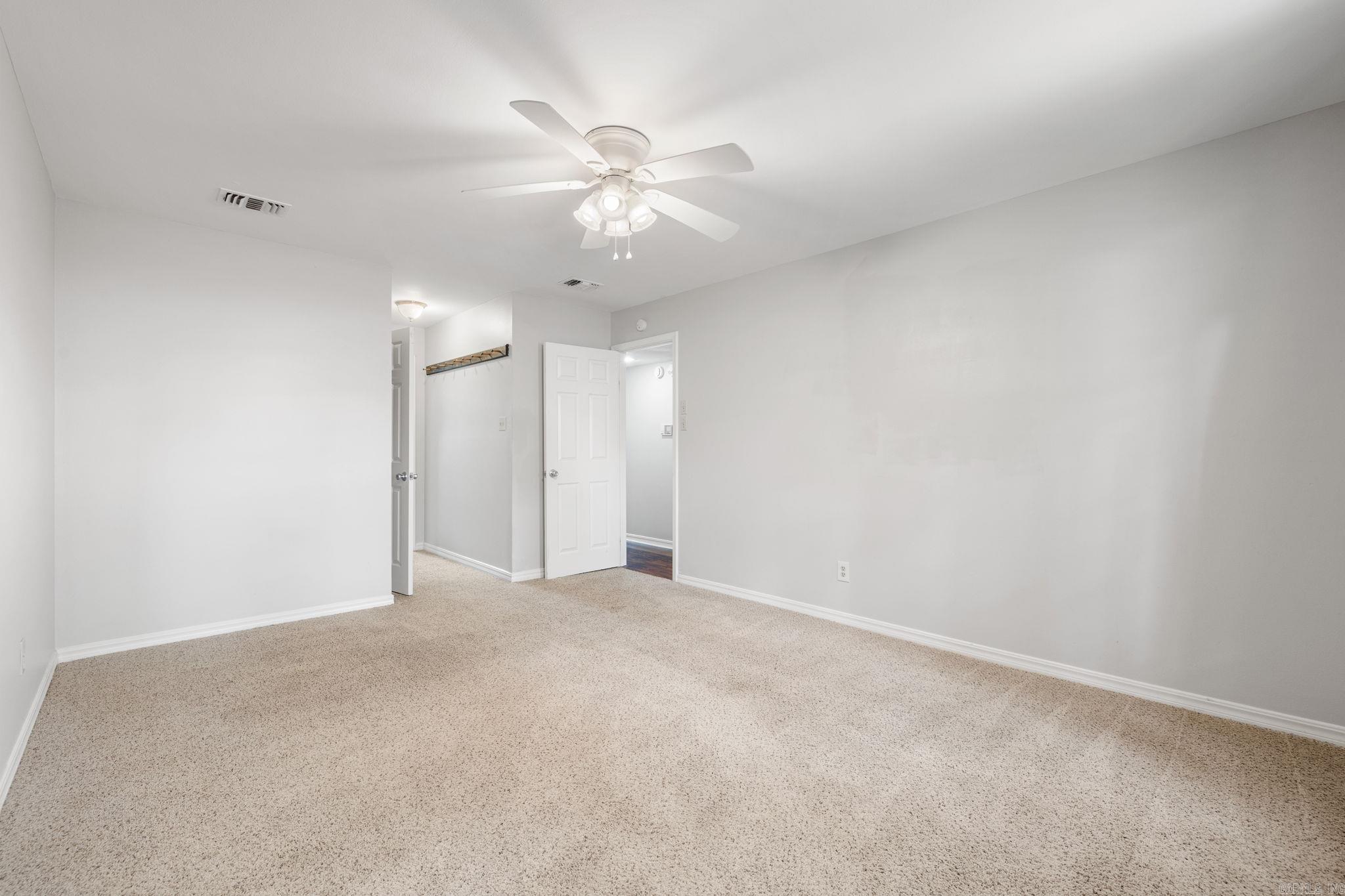 111 Raywood Dr Property Photo 18