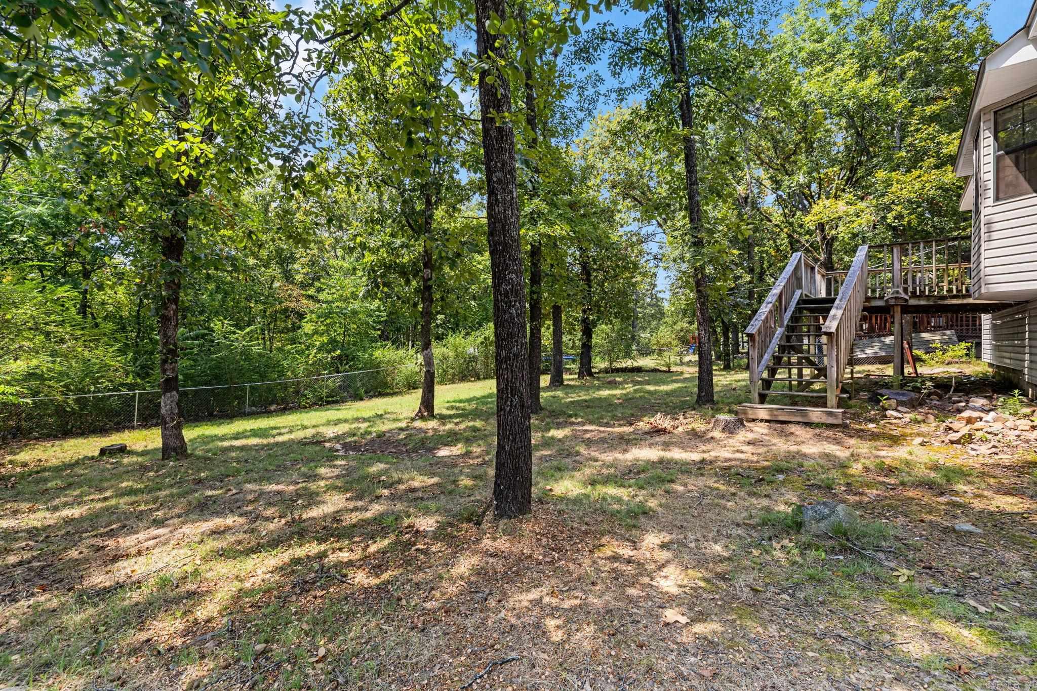111 Raywood Dr Property Photo 32