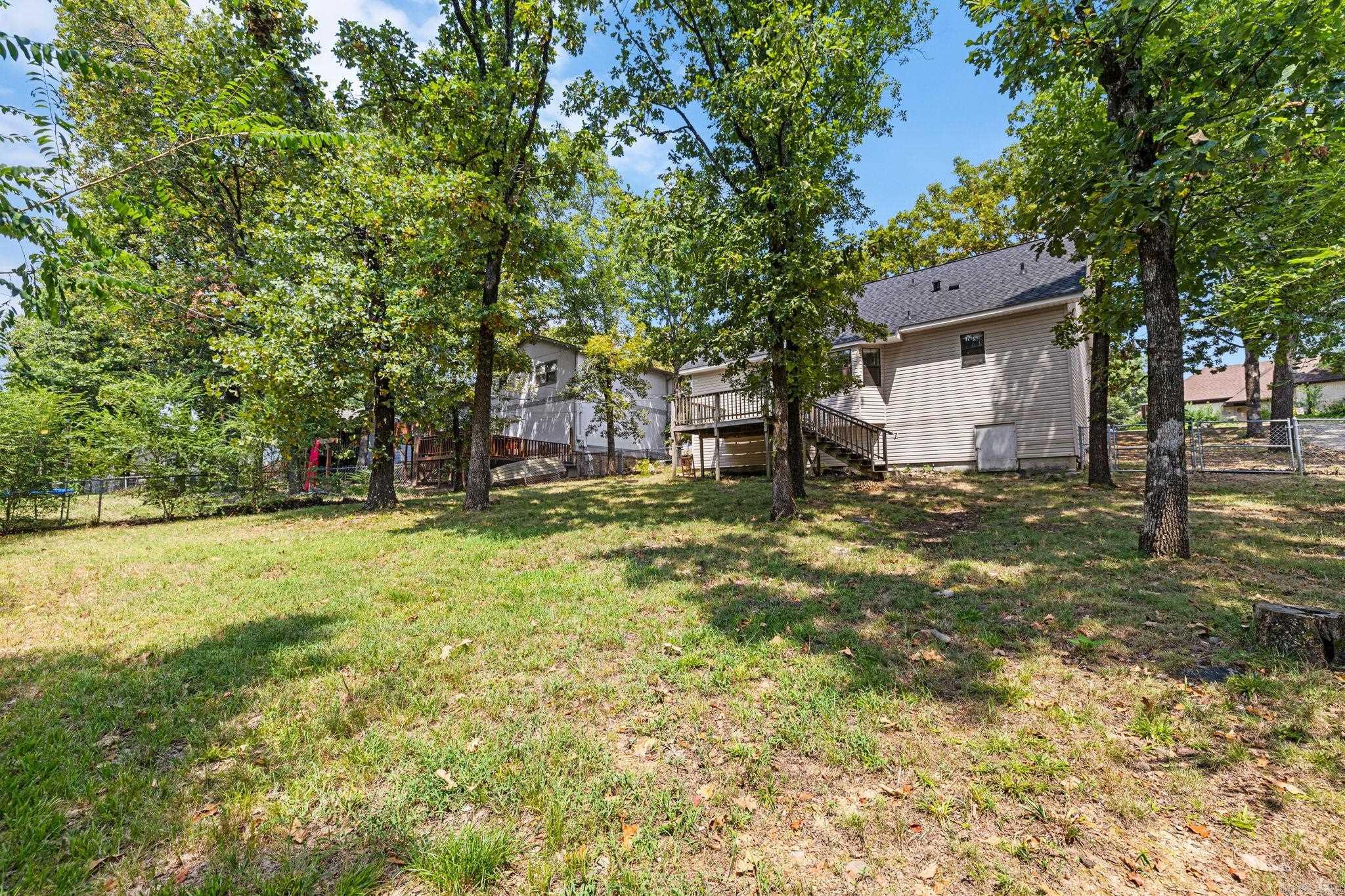 111 Raywood Dr Property Photo 33