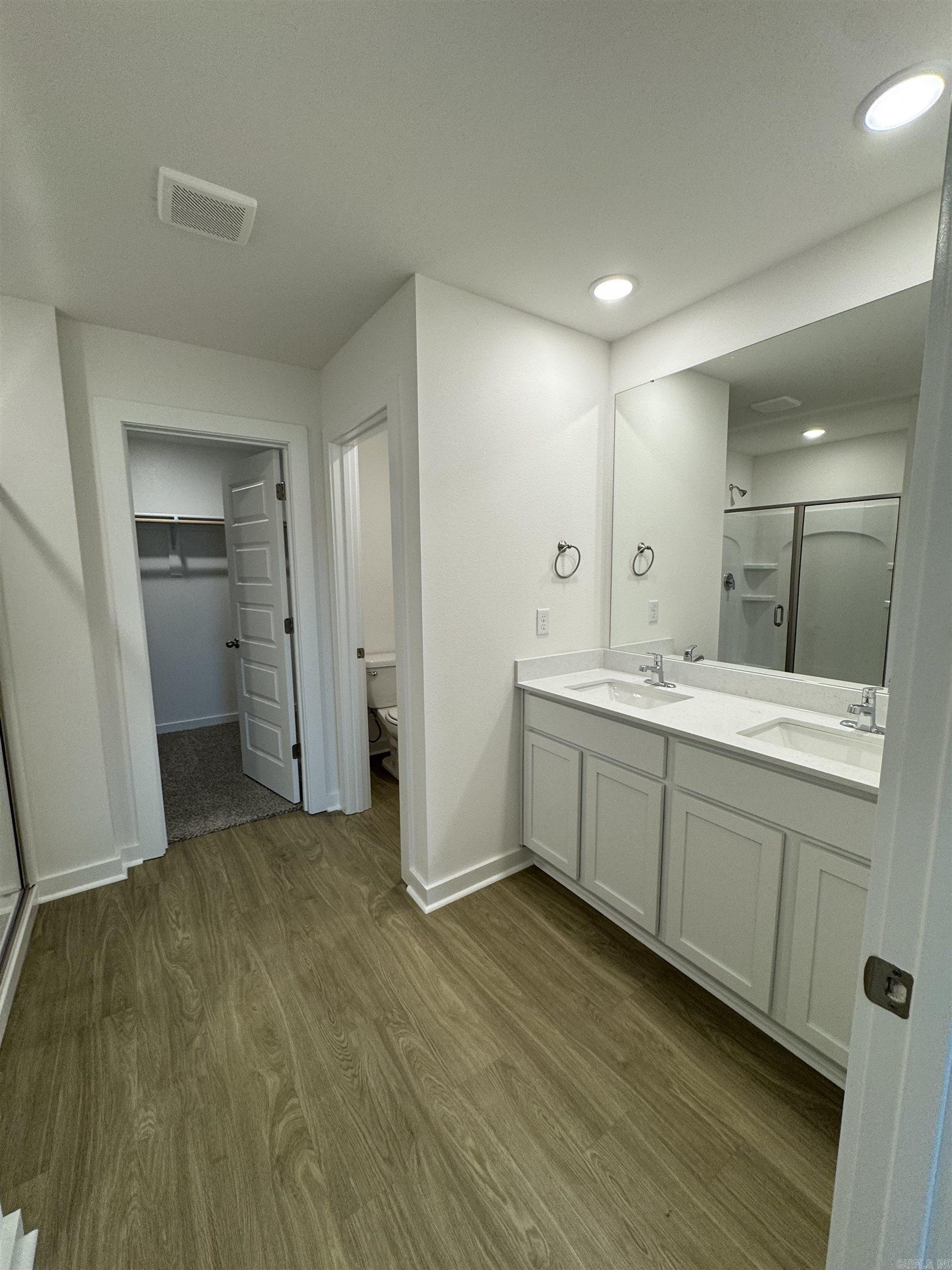 6316 Warwick Property Photo 13