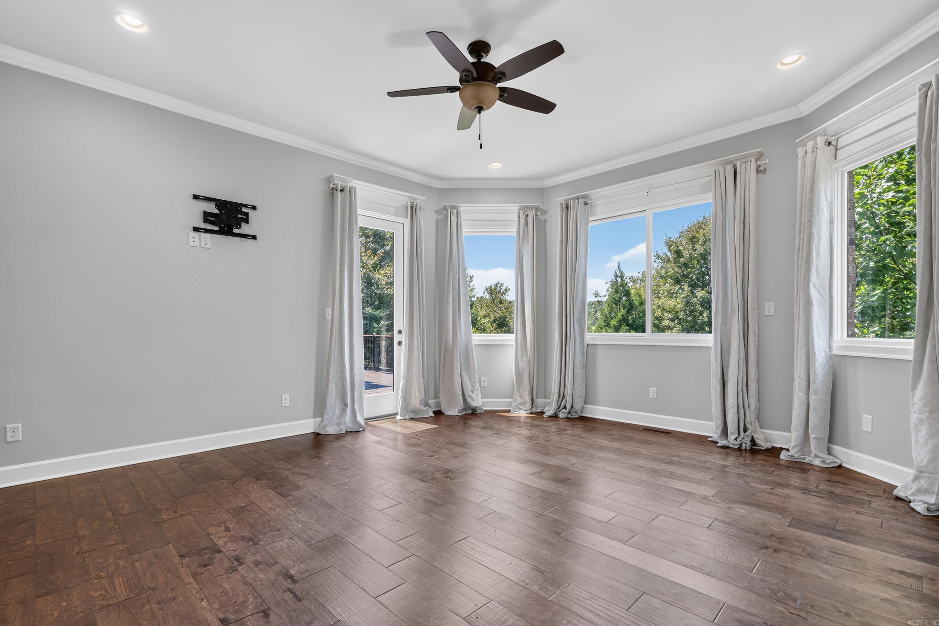 152 Dellmere Cove Property Photo 32