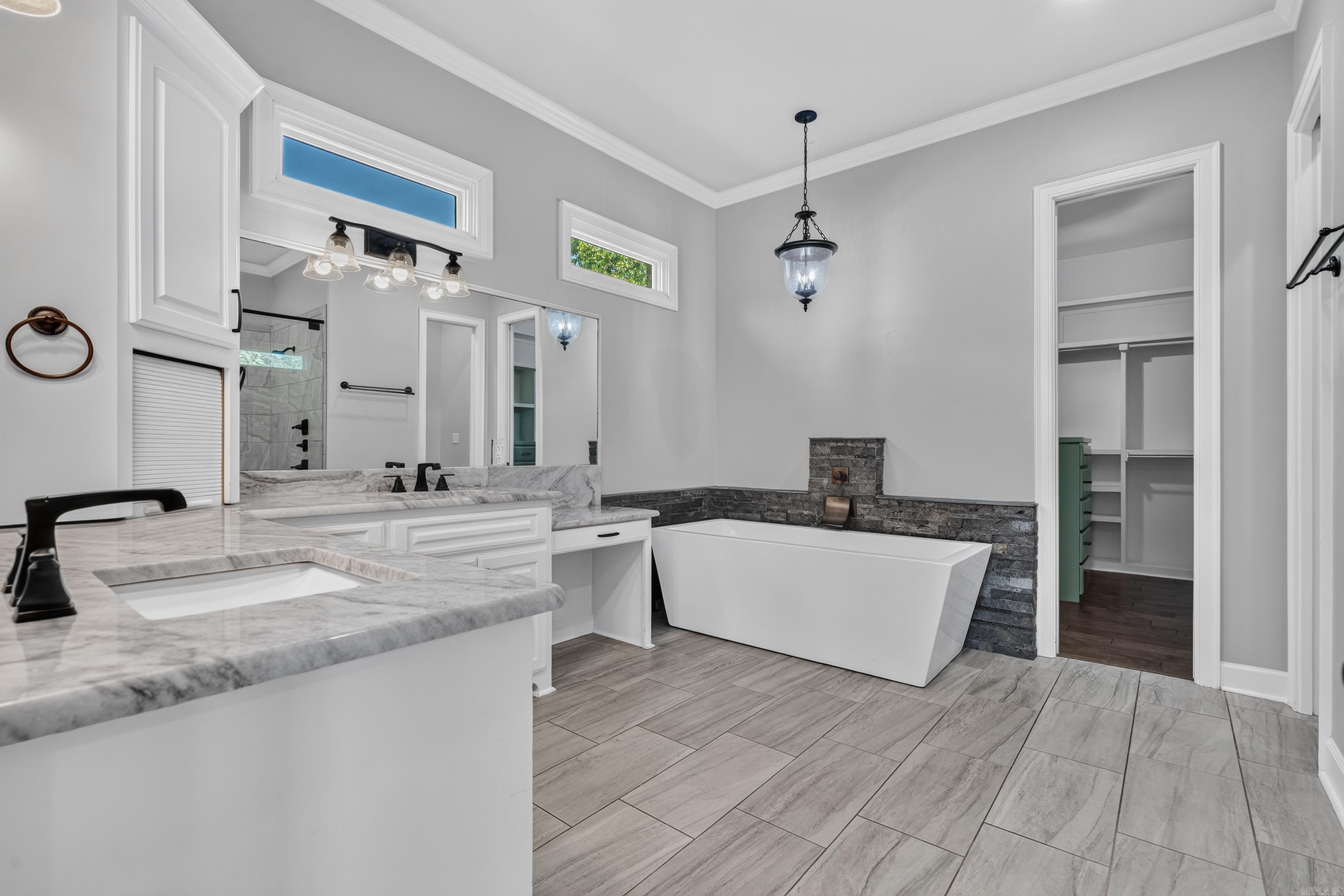 152 Dellmere Cove Property Photo 34