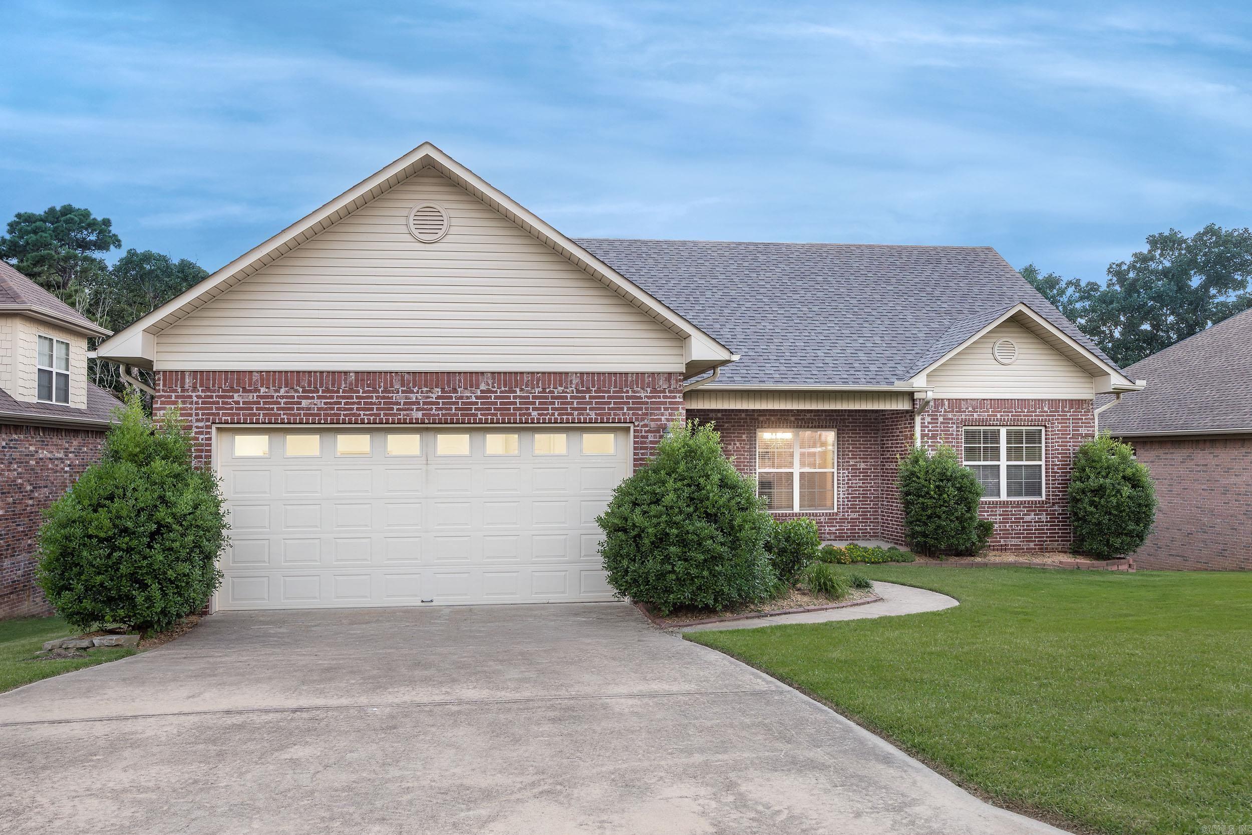18 Chemin Court Property Photo 4