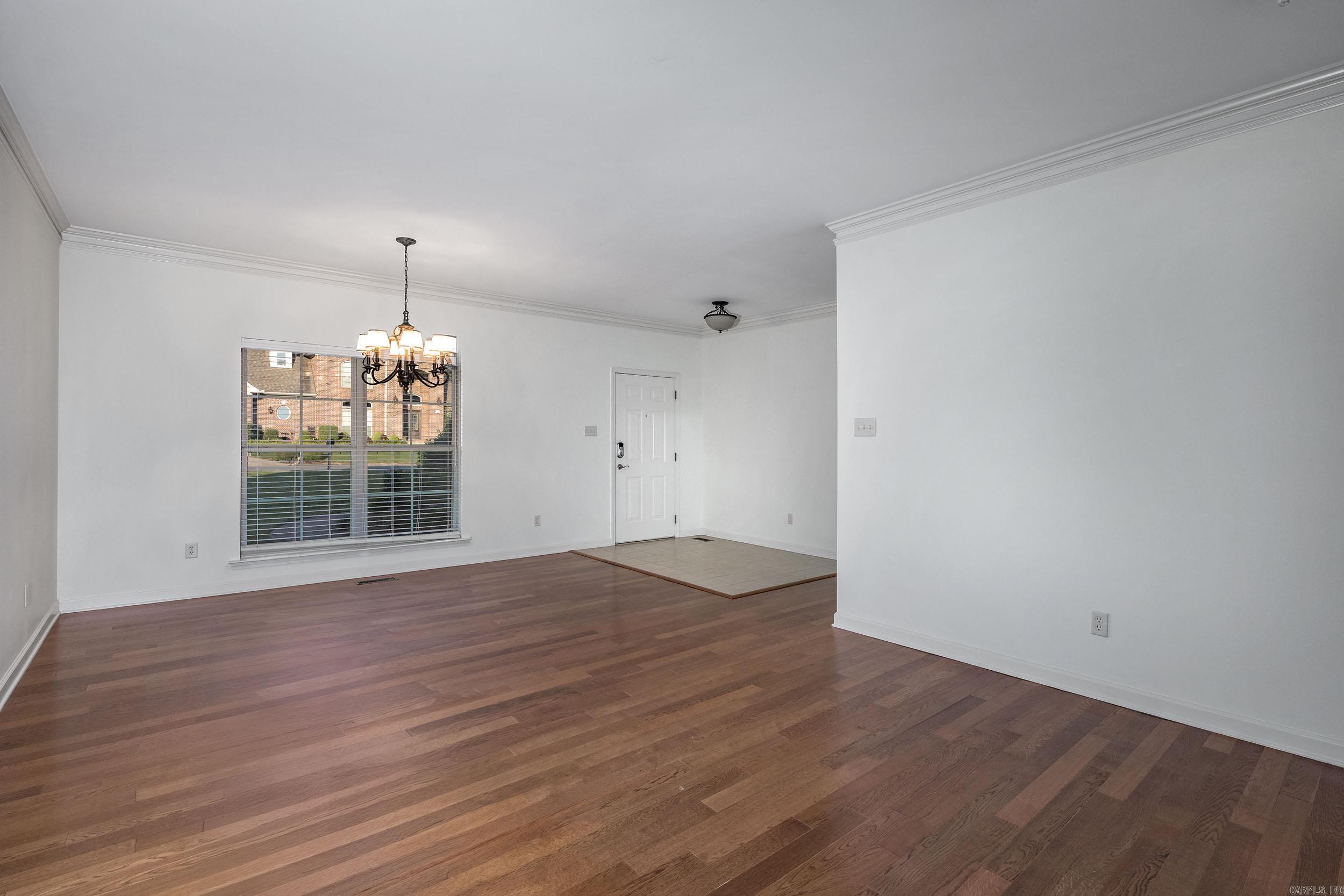 18 Chemin Court Property Photo 8