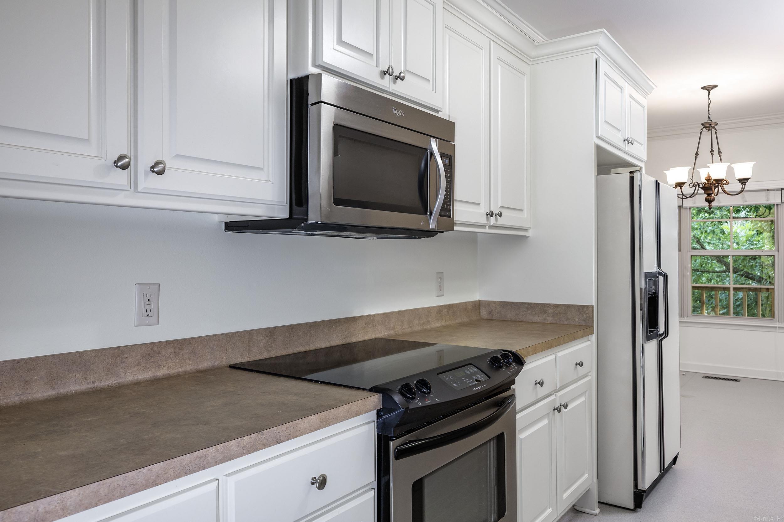 18 Chemin Court Property Photo 11