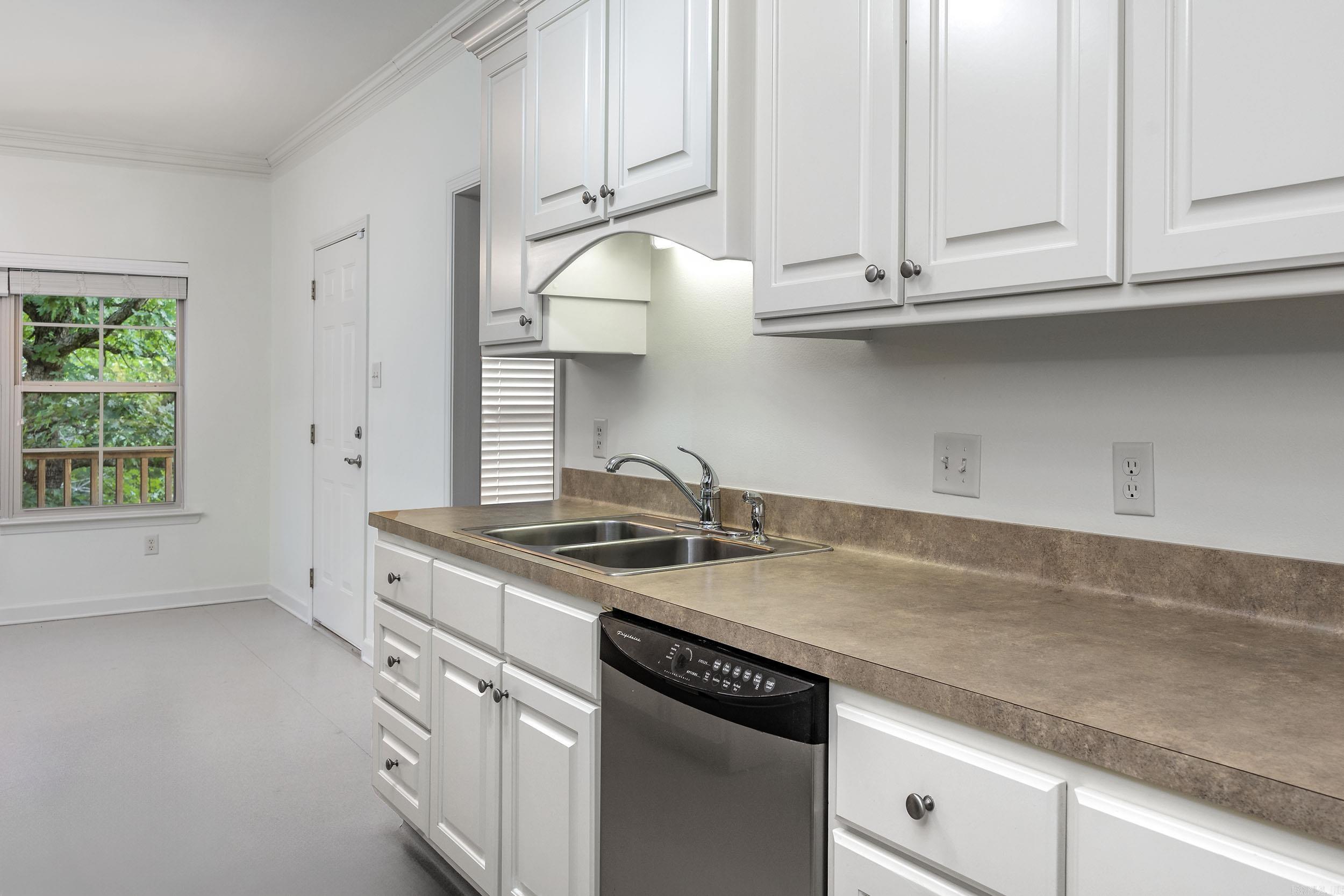 18 Chemin Court Property Photo 12