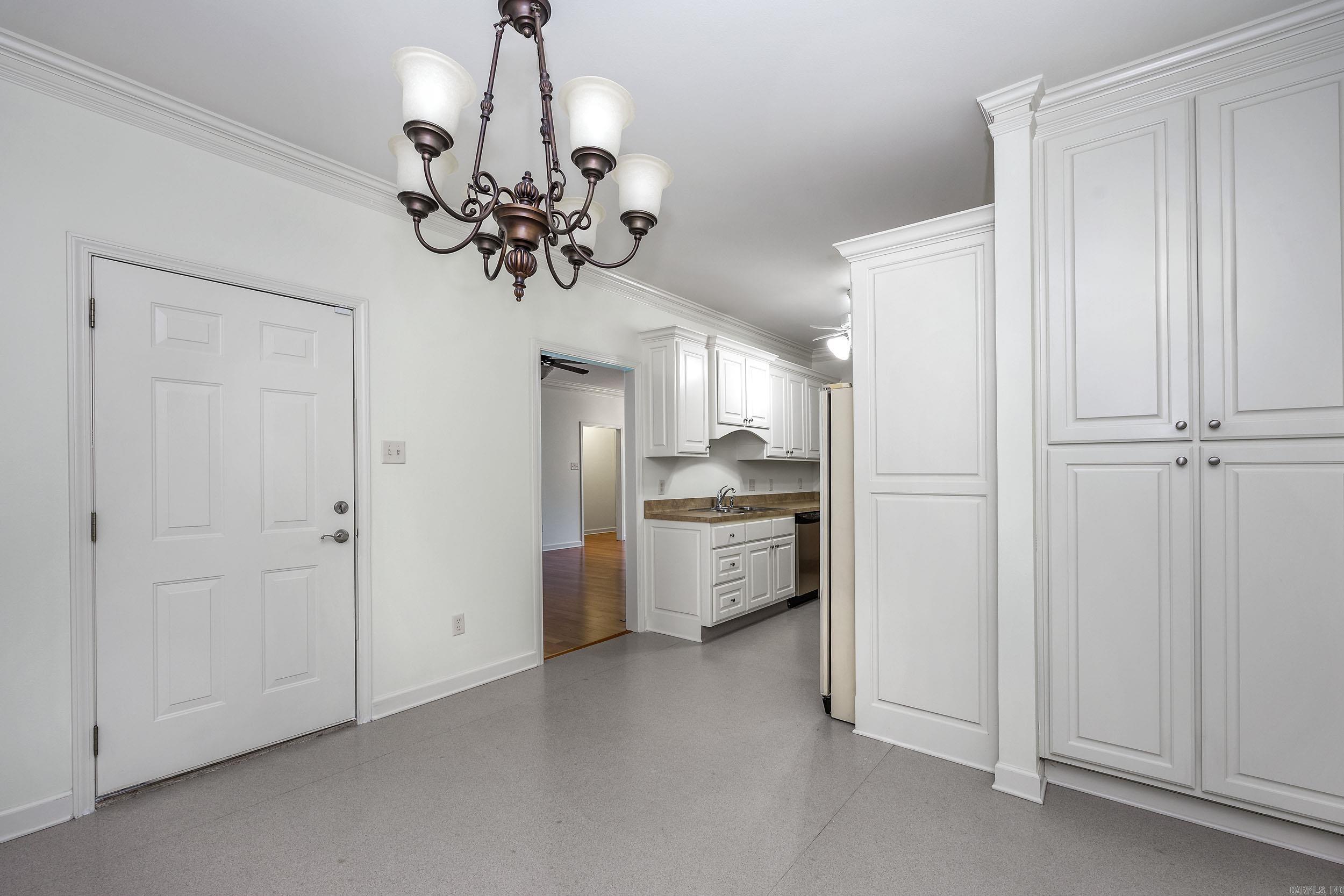 18 Chemin Court Property Photo 16
