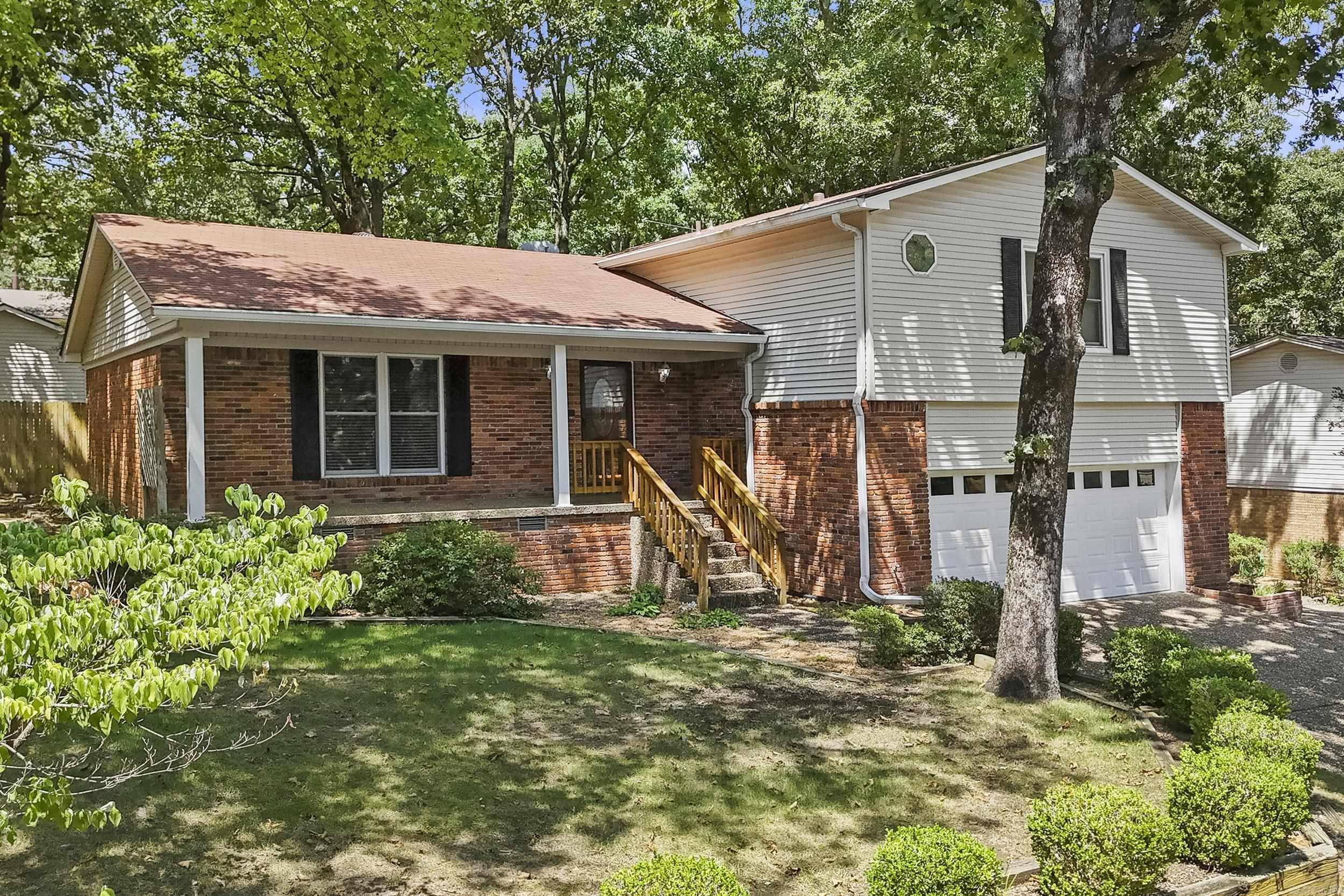 2112 Cedar Creek Road Property Photo 3