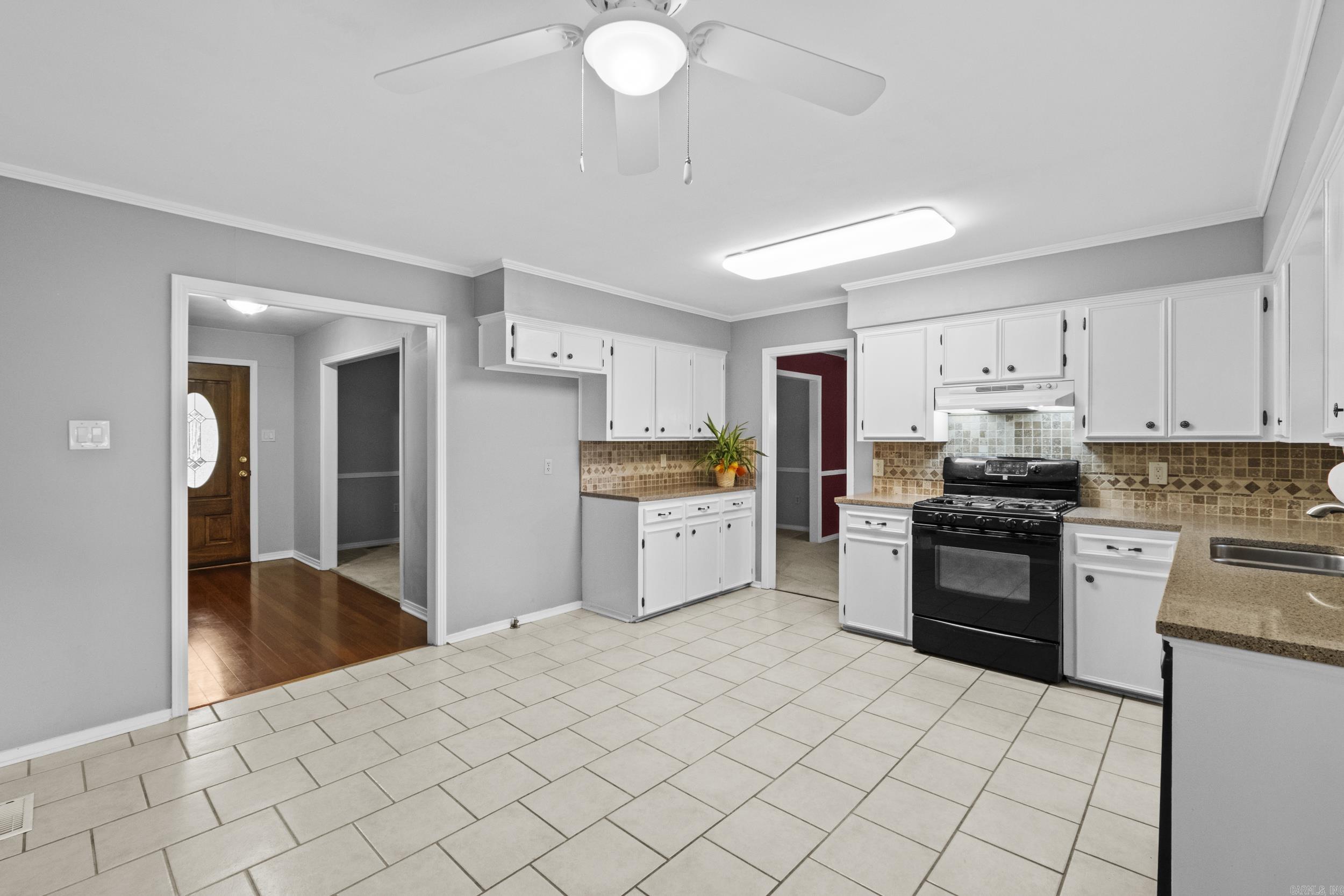 2112 Cedar Creek Road Property Photo 9