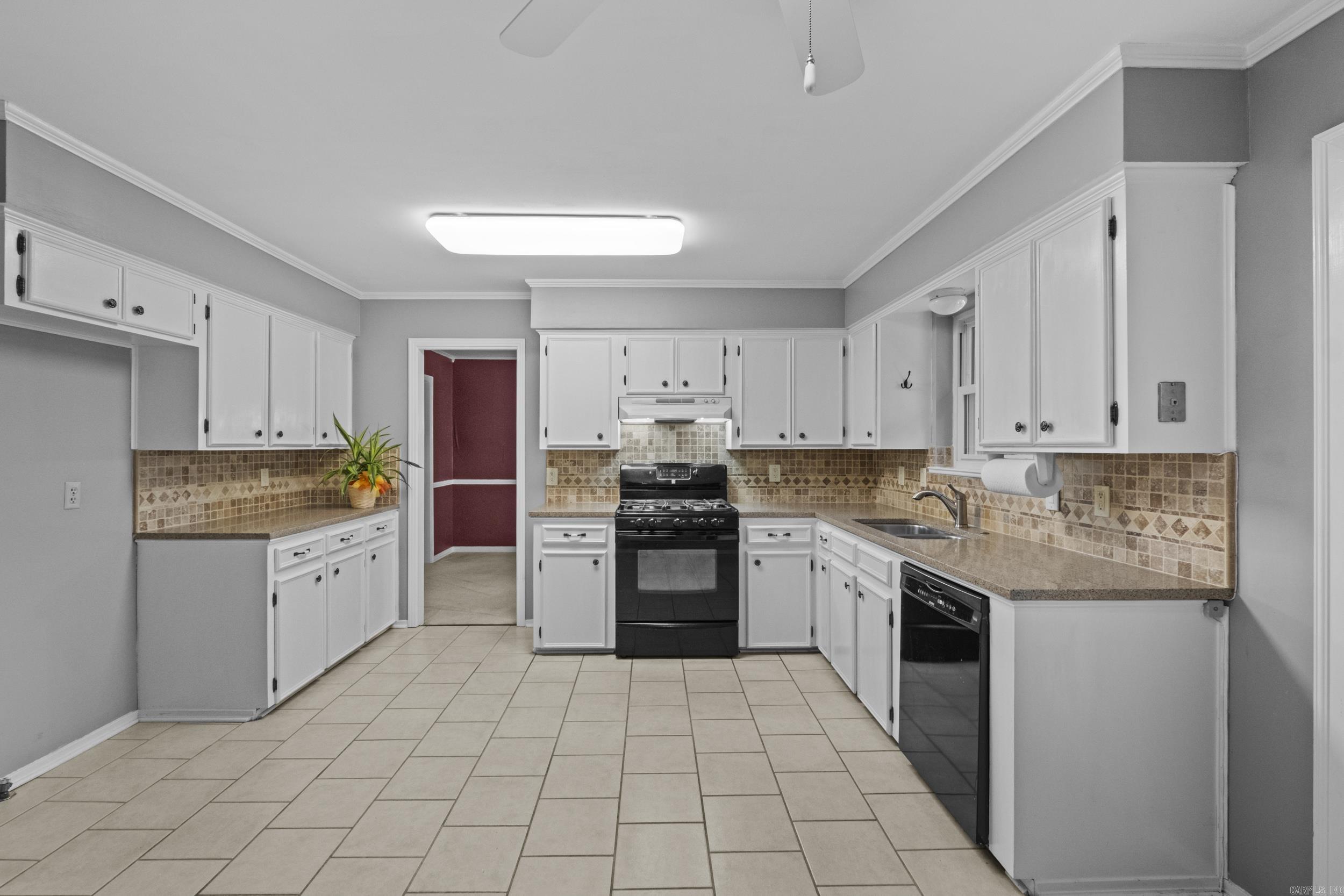 2112 Cedar Creek Road Property Photo 10