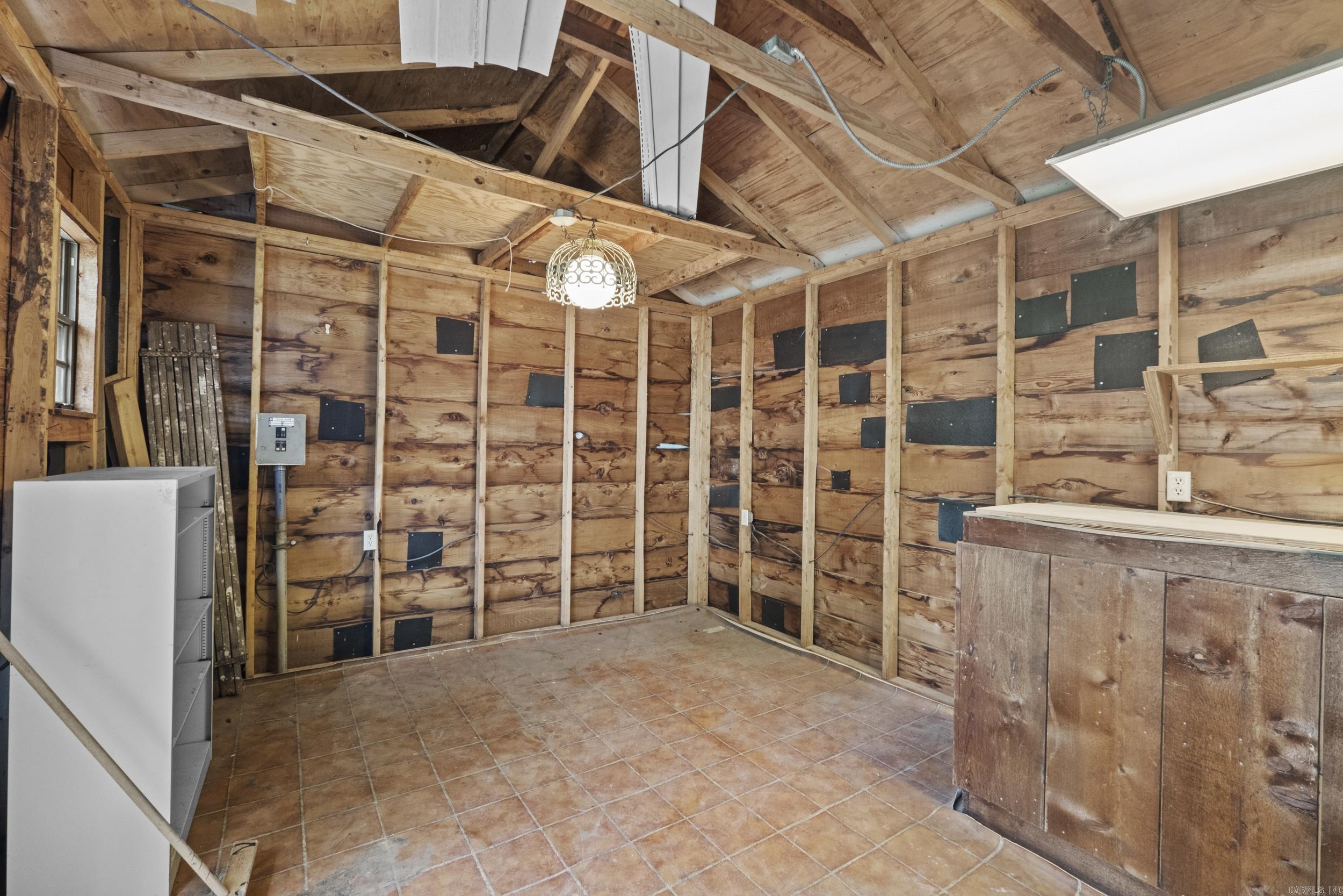 2112 Cedar Creek Road Property Photo 46