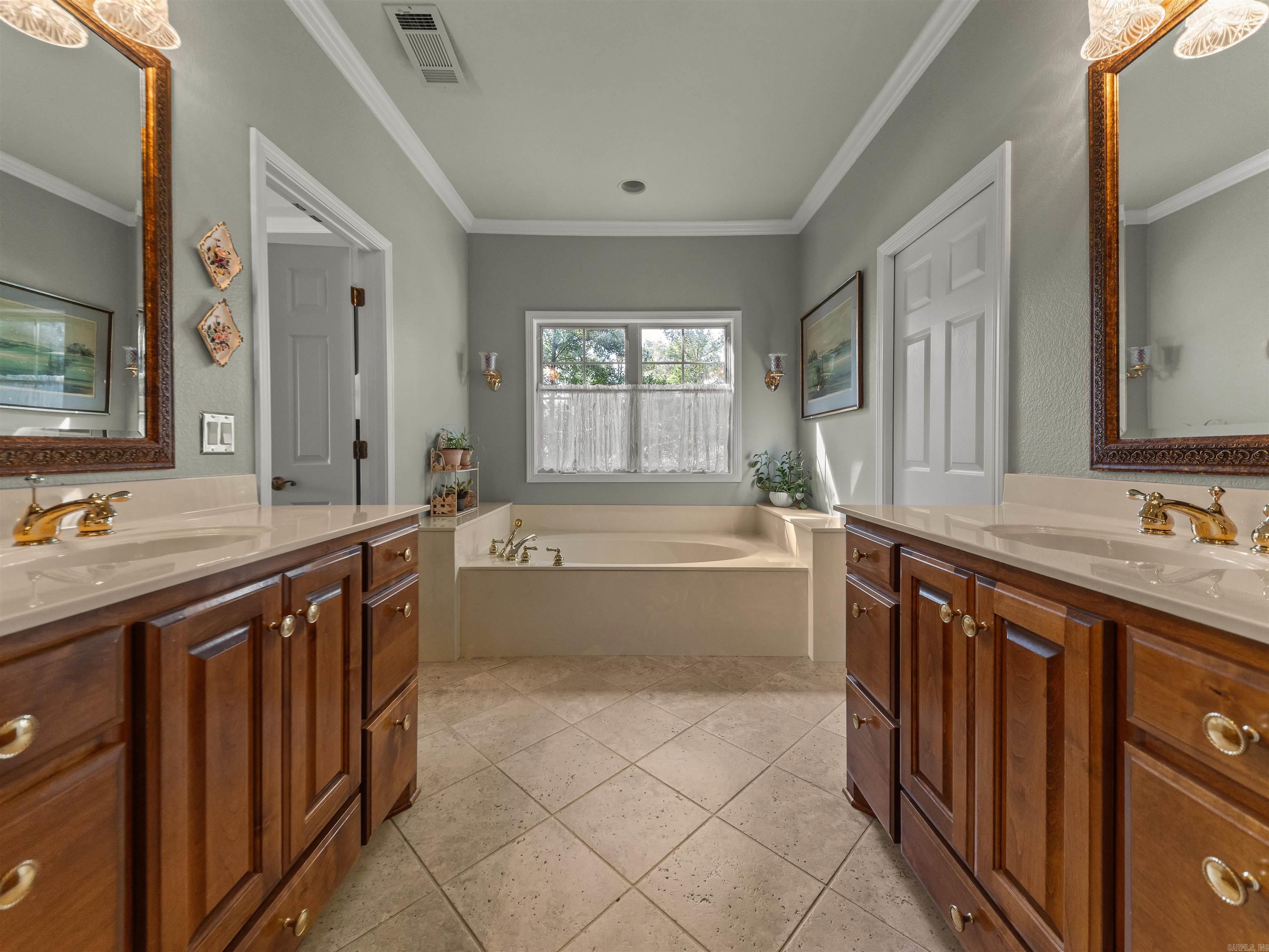 26 Pillar Lane Property Photo 17