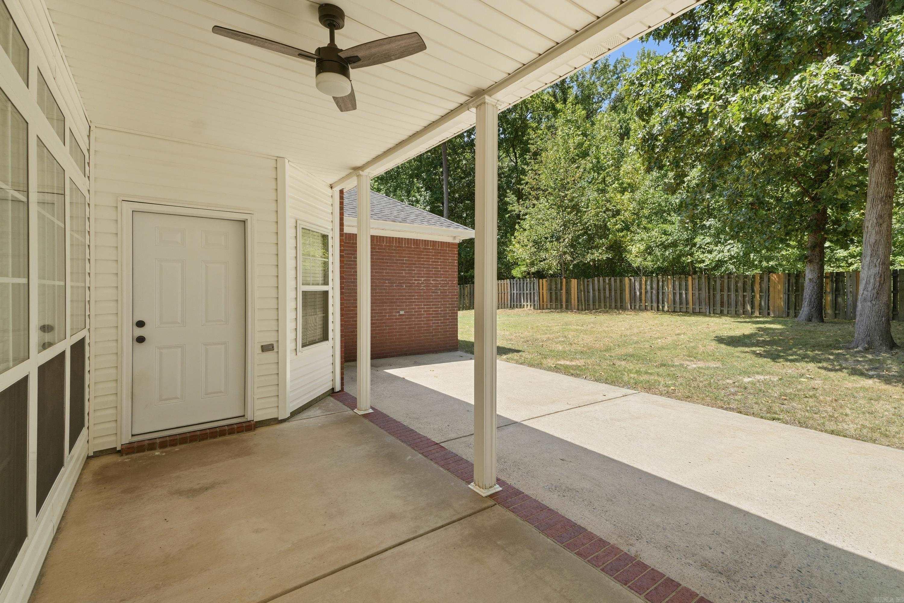 2 Shadetree Lane Property Photo 45