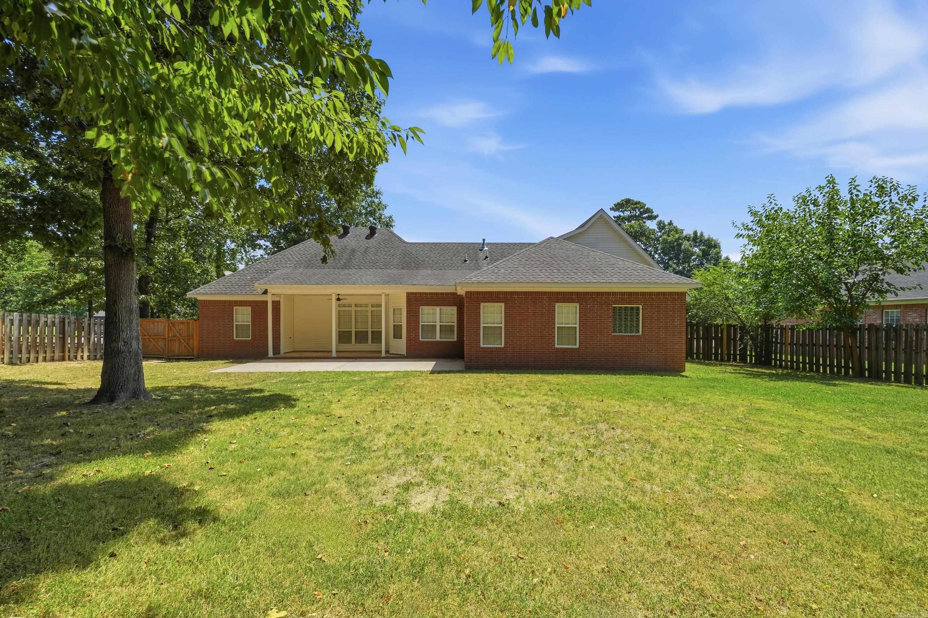 2 Shadetree Lane Property Photo 48