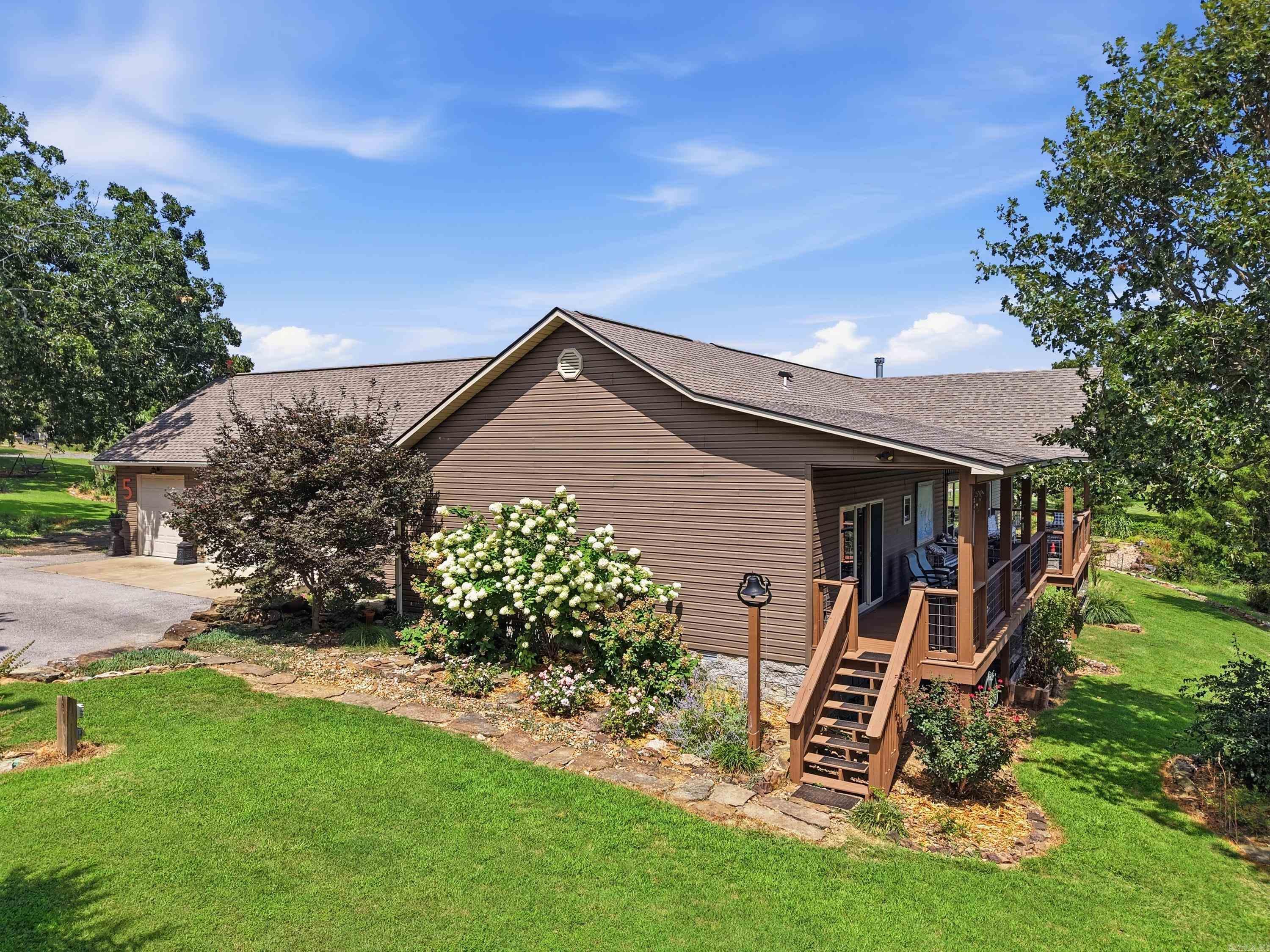 5 Irish Hills Road Property Photo 11