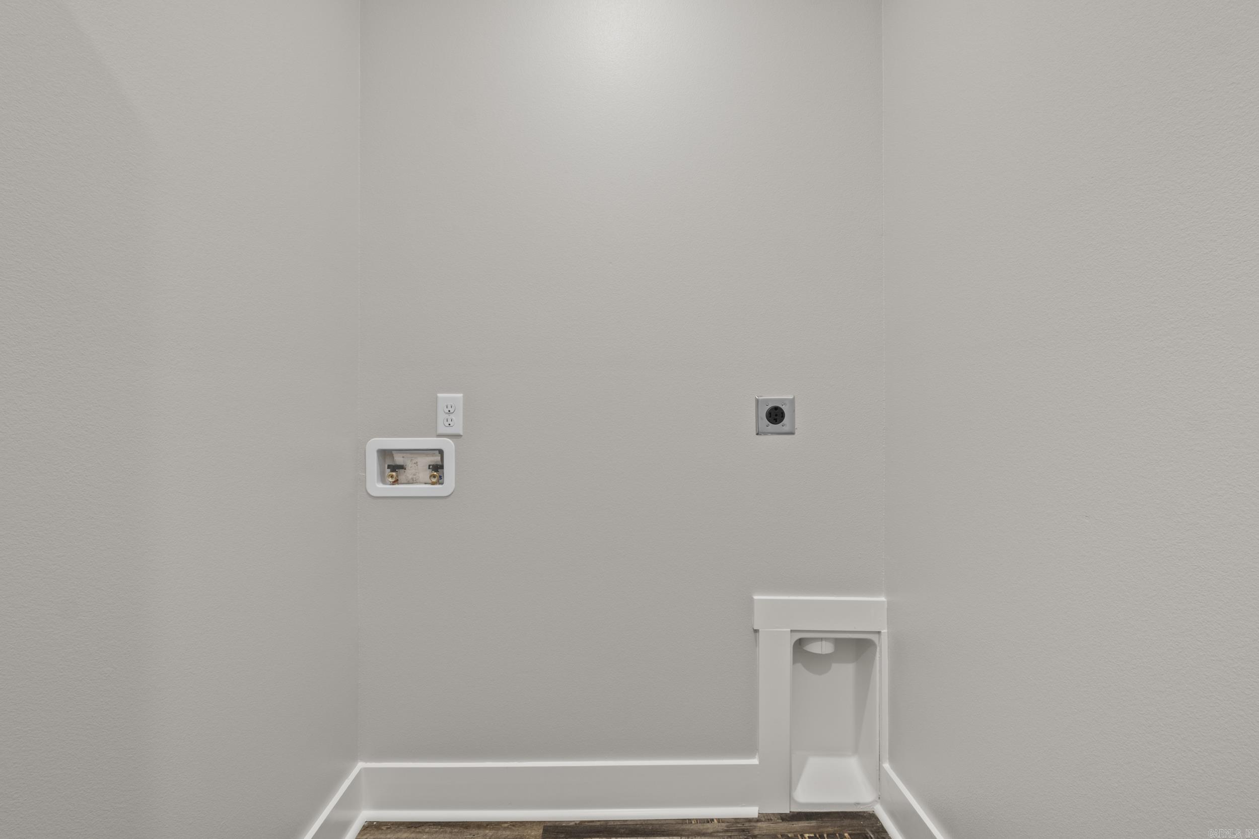 105 Bradford Drive Property Photo 24