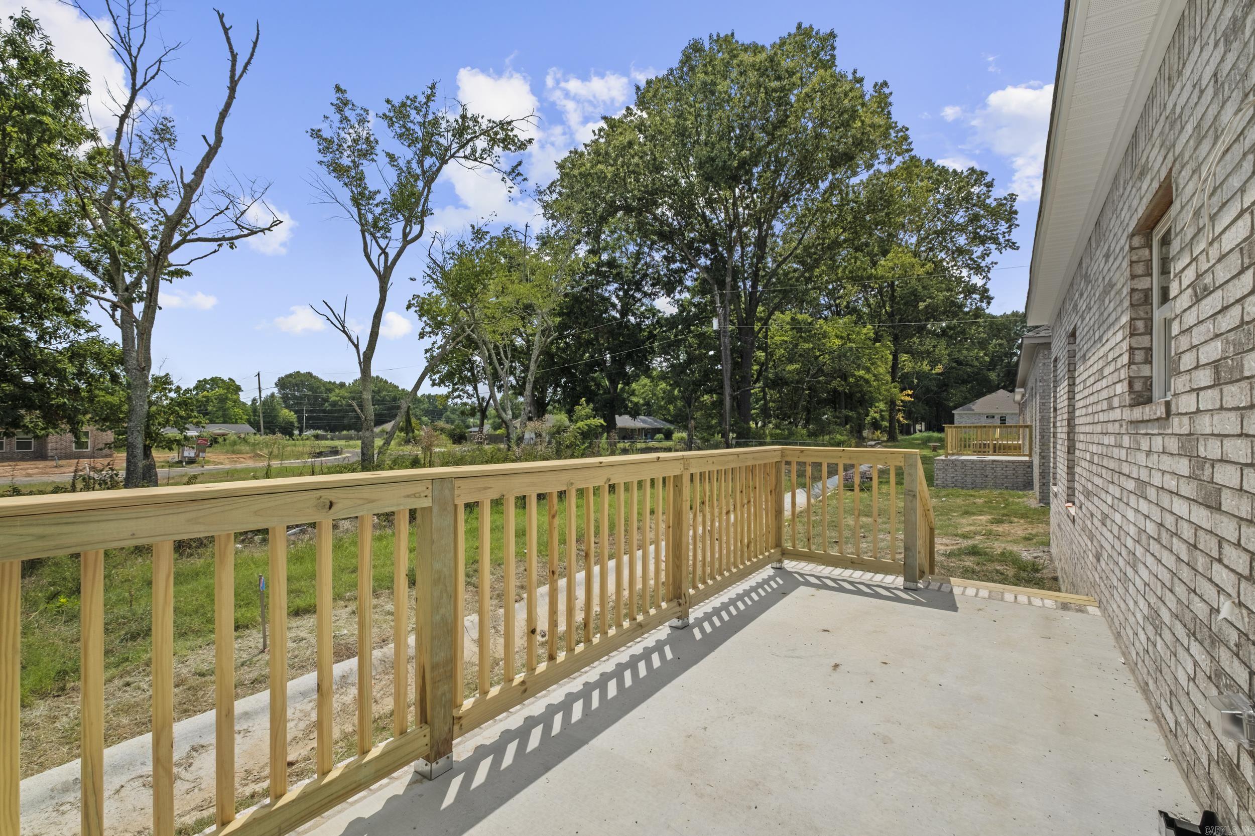 105 Bradford Drive Property Photo 33