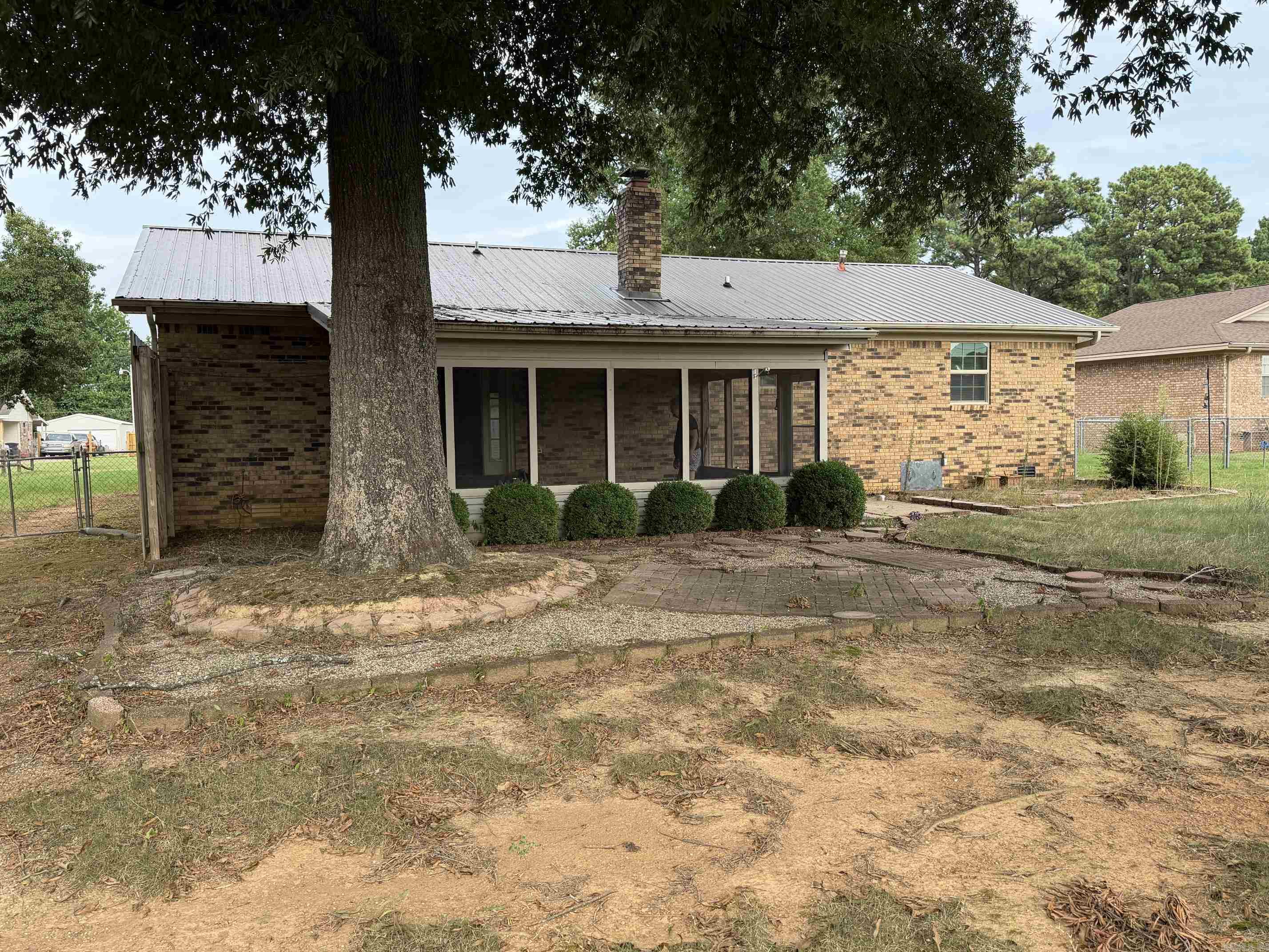 23 Westgate Property Photo 11