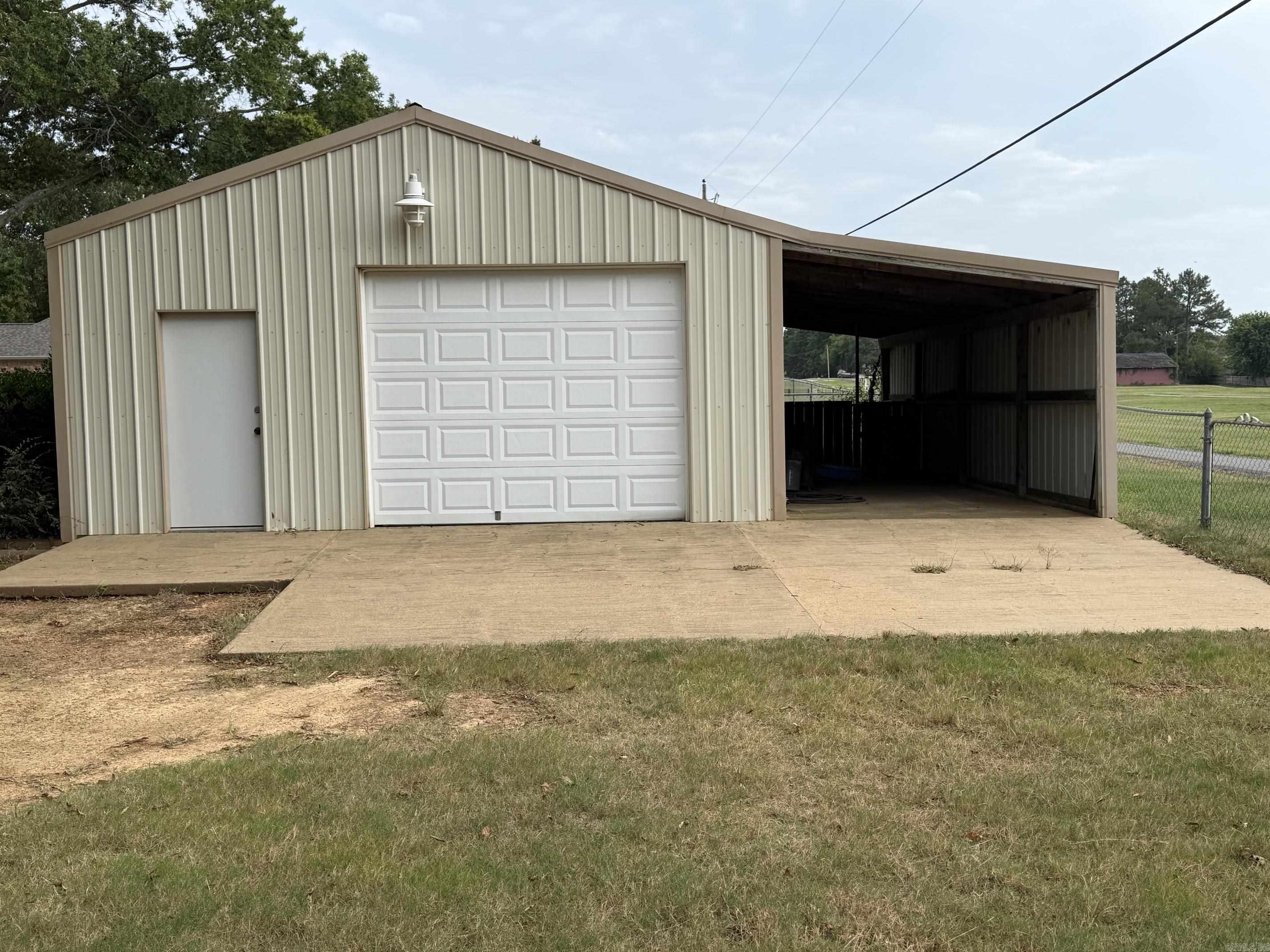 23 Westgate Property Photo 16