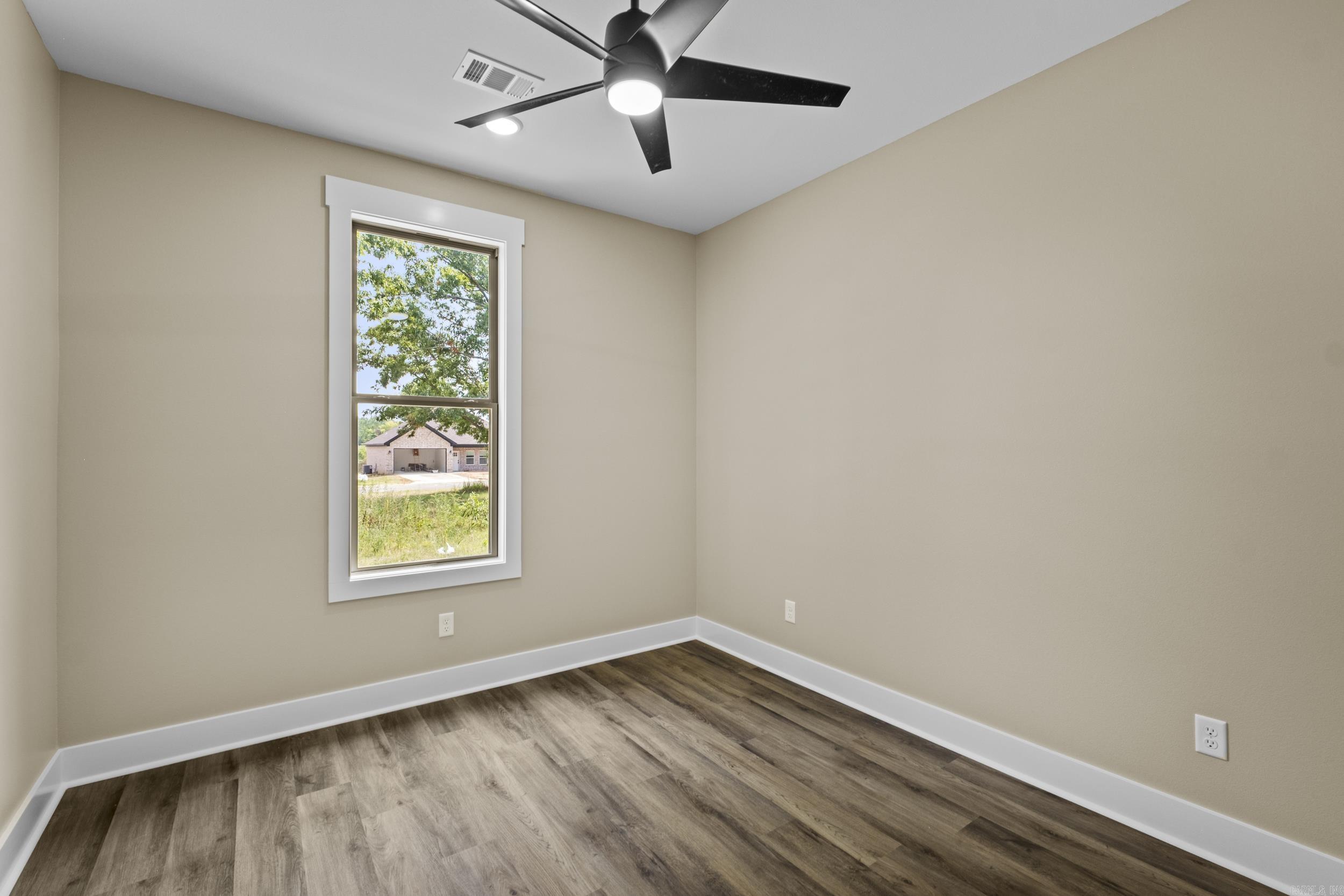 103 Bradford Drive Property Photo 31