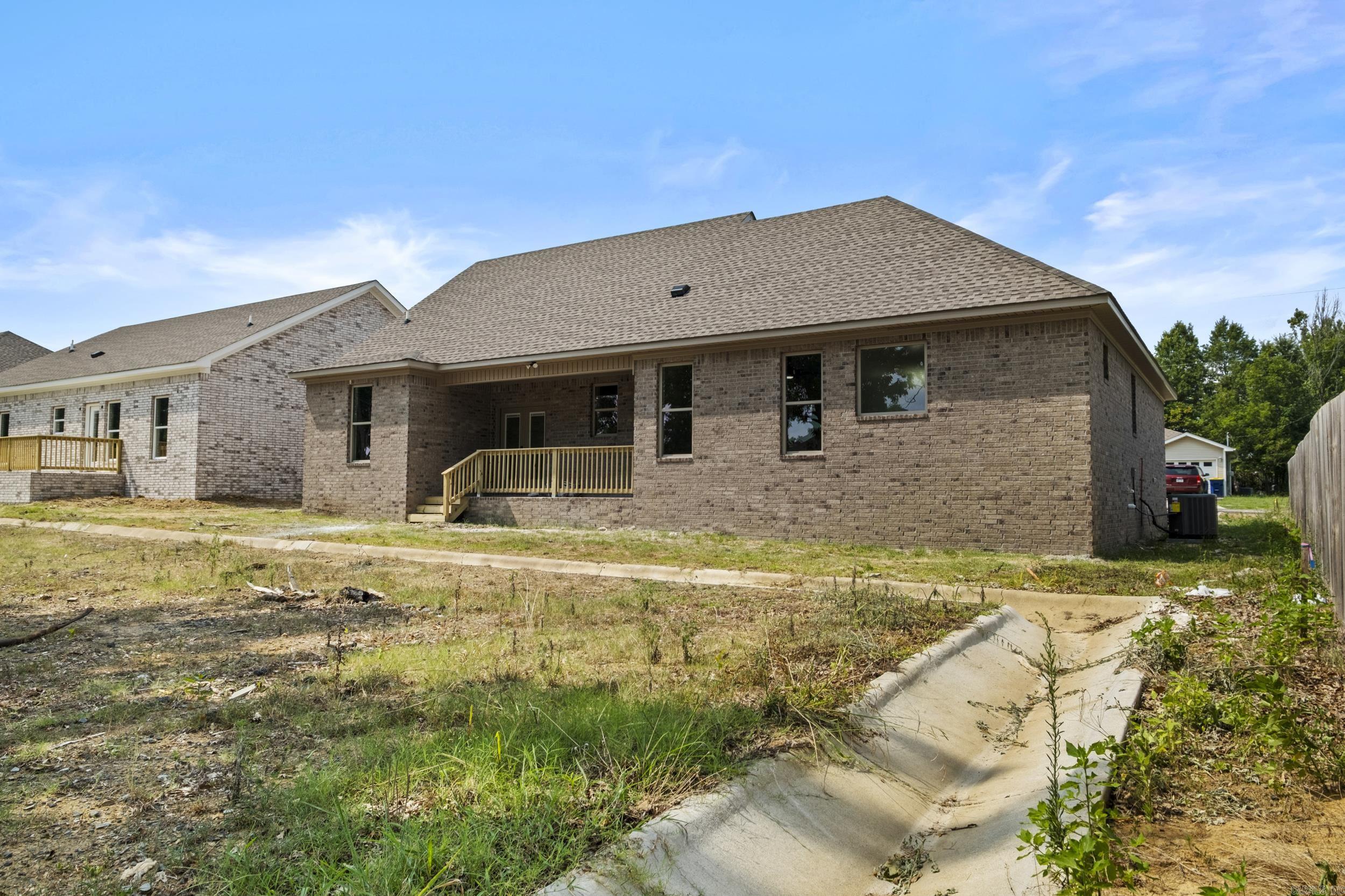 103 Bradford Drive Property Photo 36