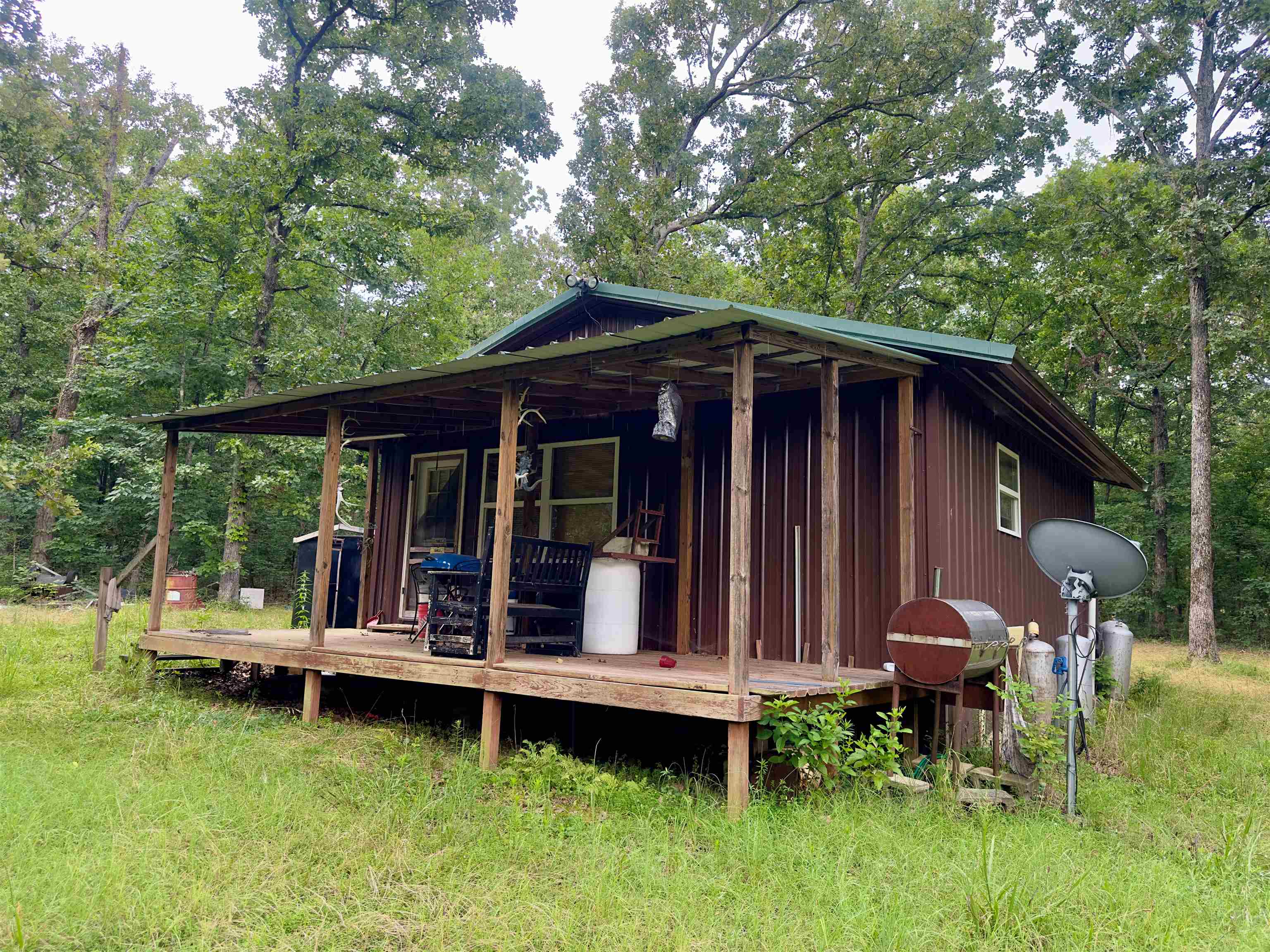 464 Acres Road Property Photo 1