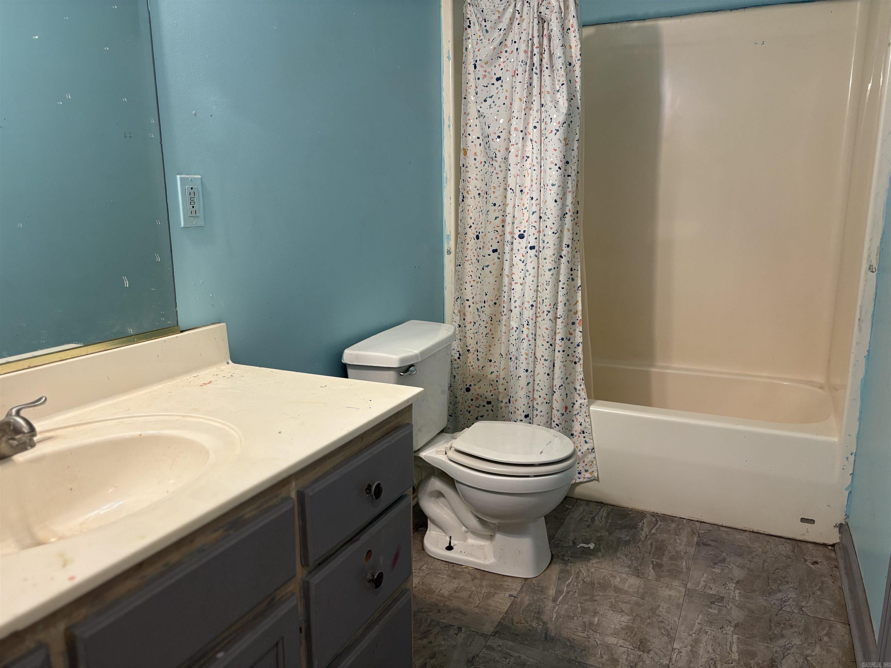 307 Southard Property Photo 7