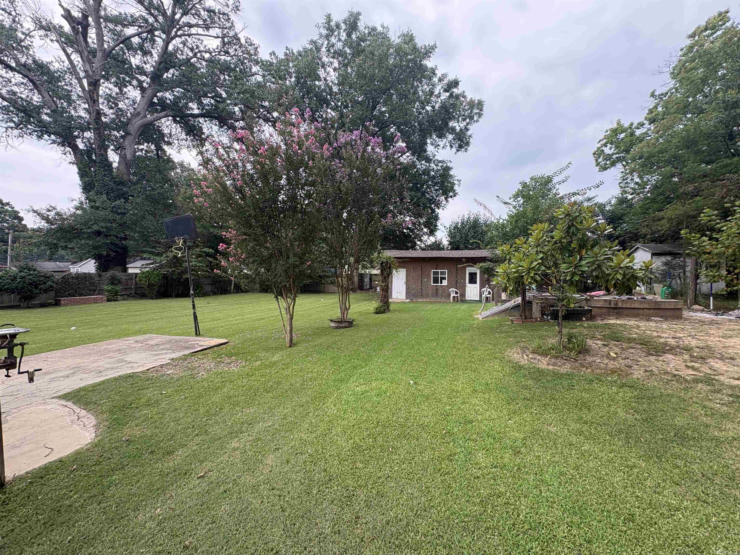 106 Arch Street Property Photo 5