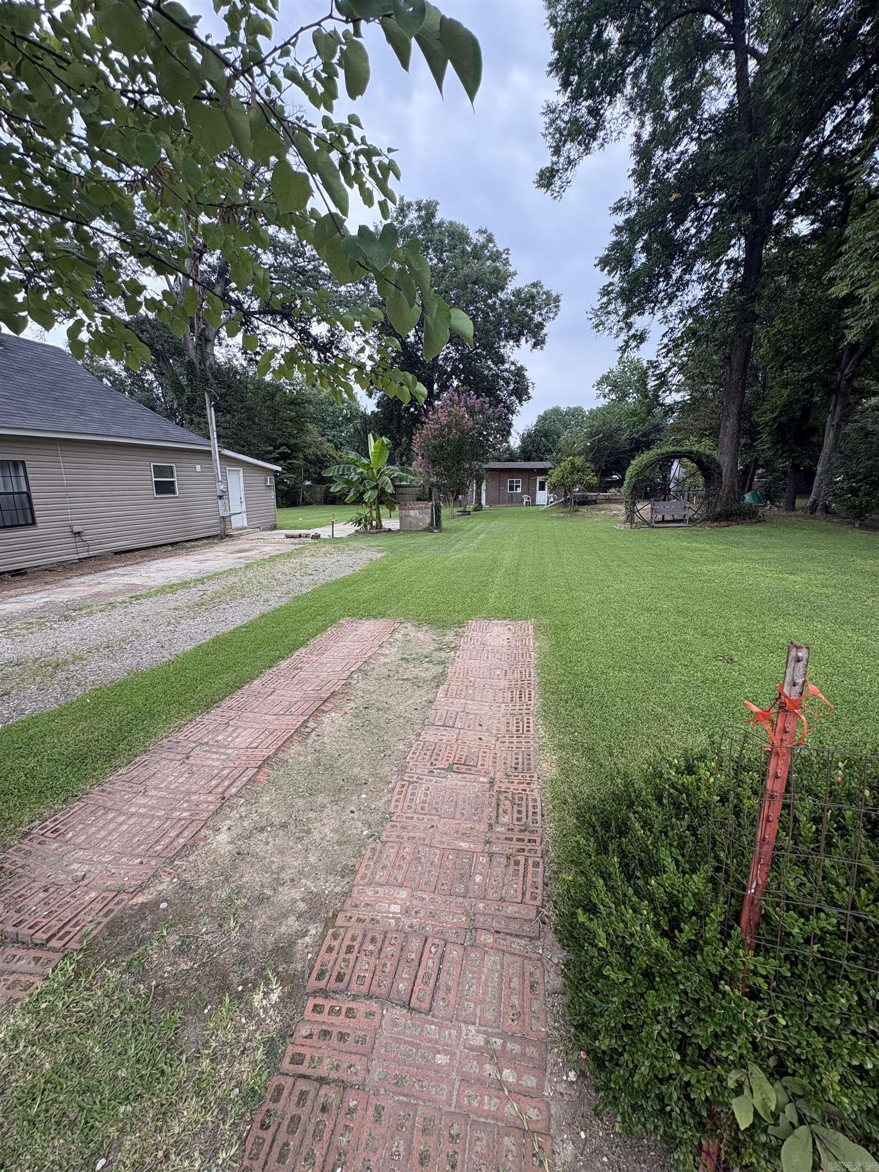 106 Arch Street Property Photo 8