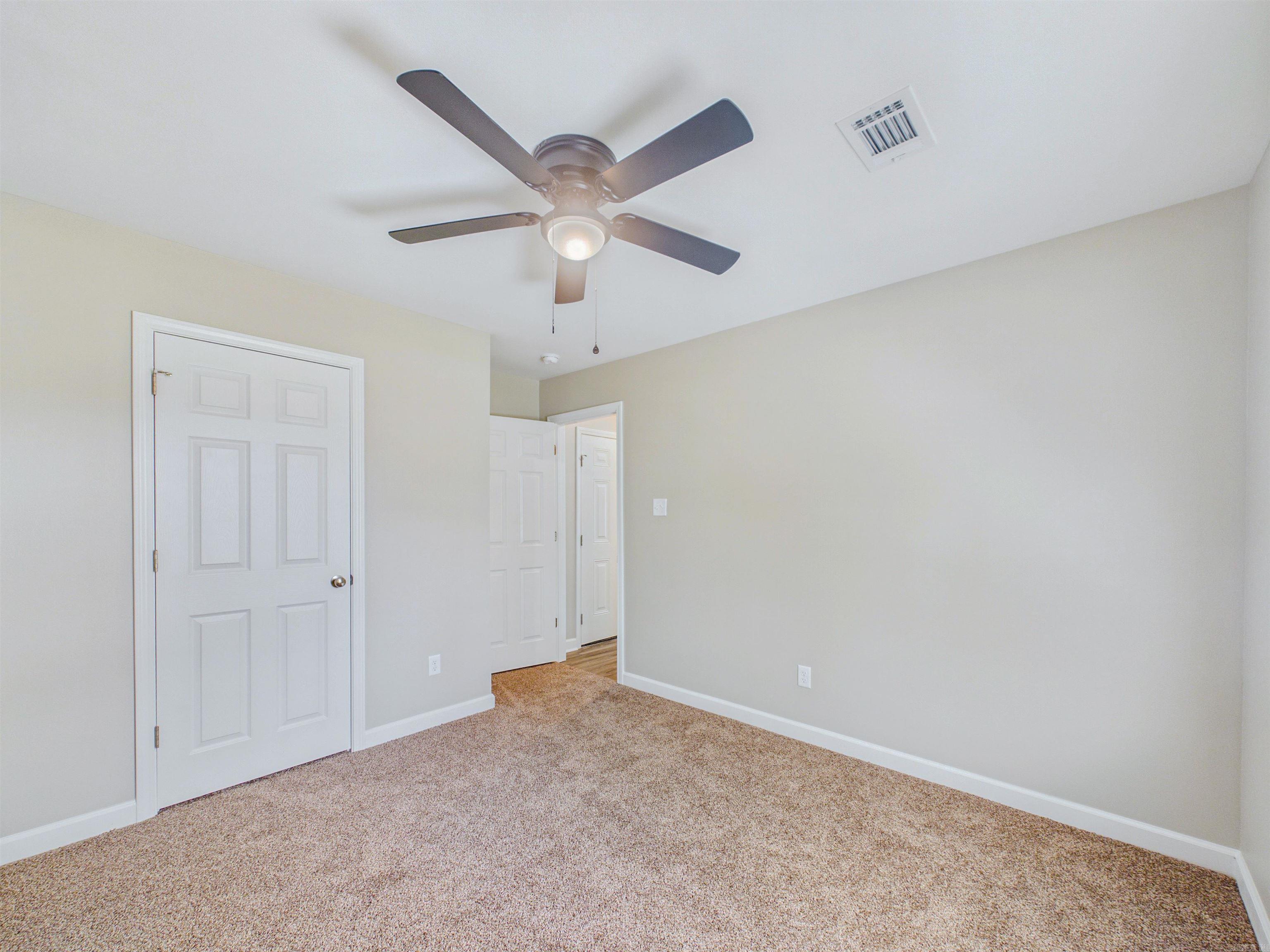 101.5 Cross St Property Photo 18