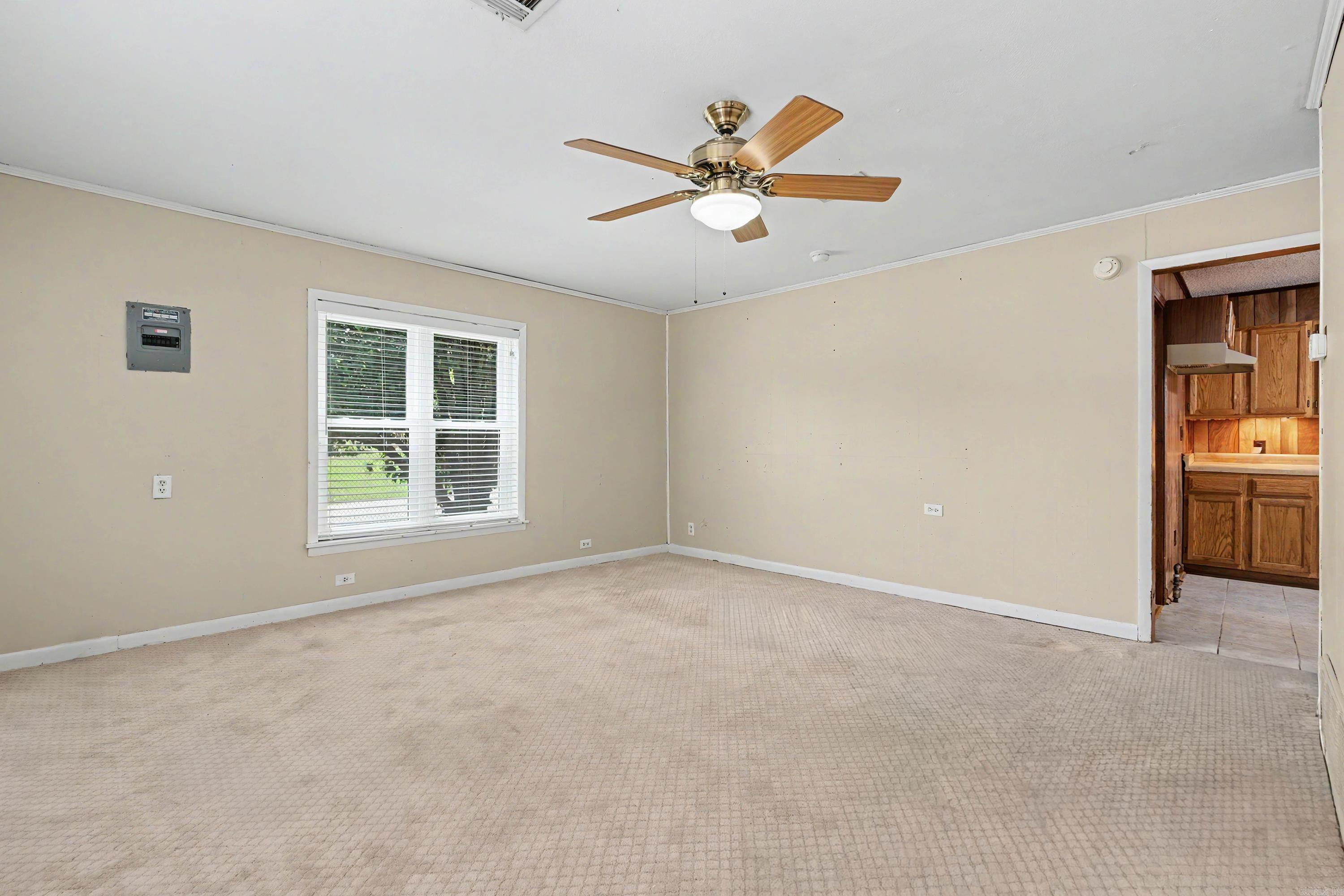1101 N Arch Street Property Photo 6