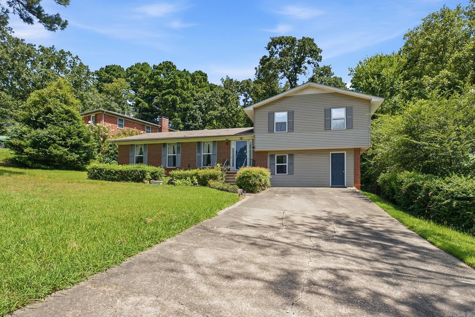 12880 Southridge Drive Property Photo 1