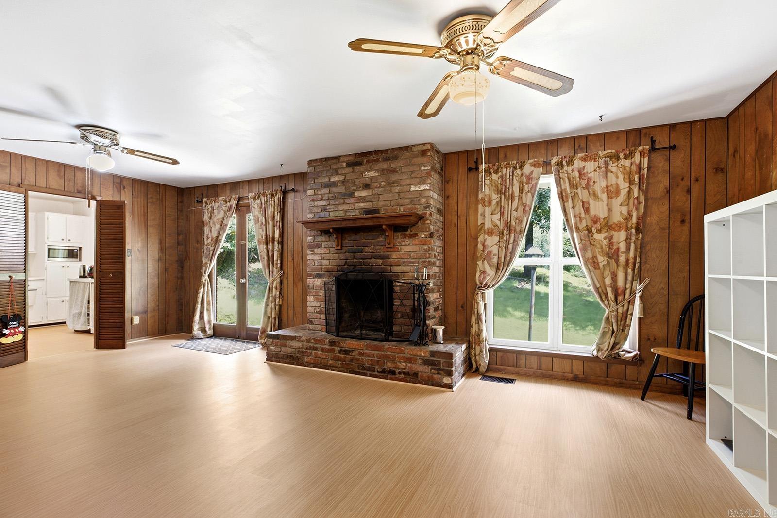 12880 Southridge Drive Property Photo 8