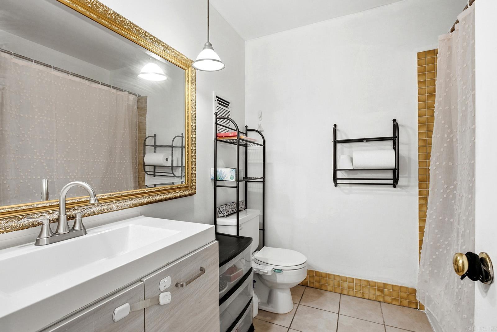 12880 Southridge Drive Property Photo 12