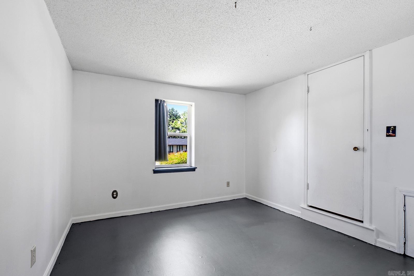 12880 Southridge Drive Property Photo 21