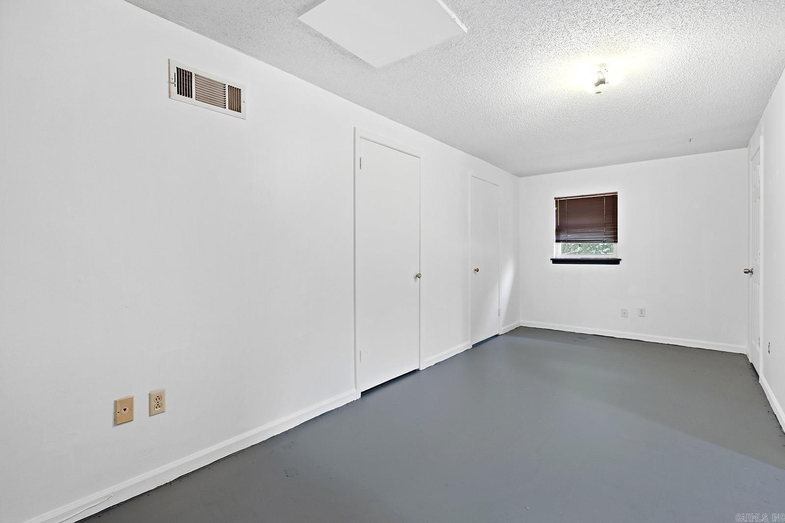 12880 Southridge Drive Property Photo 25