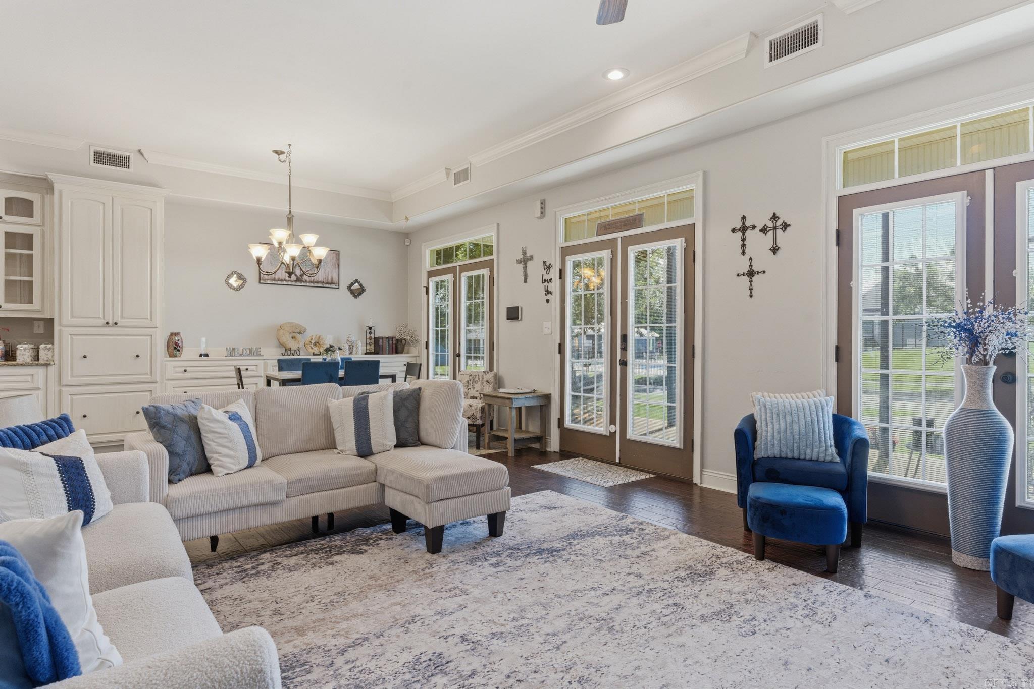 4 E Citron Property Photo 8