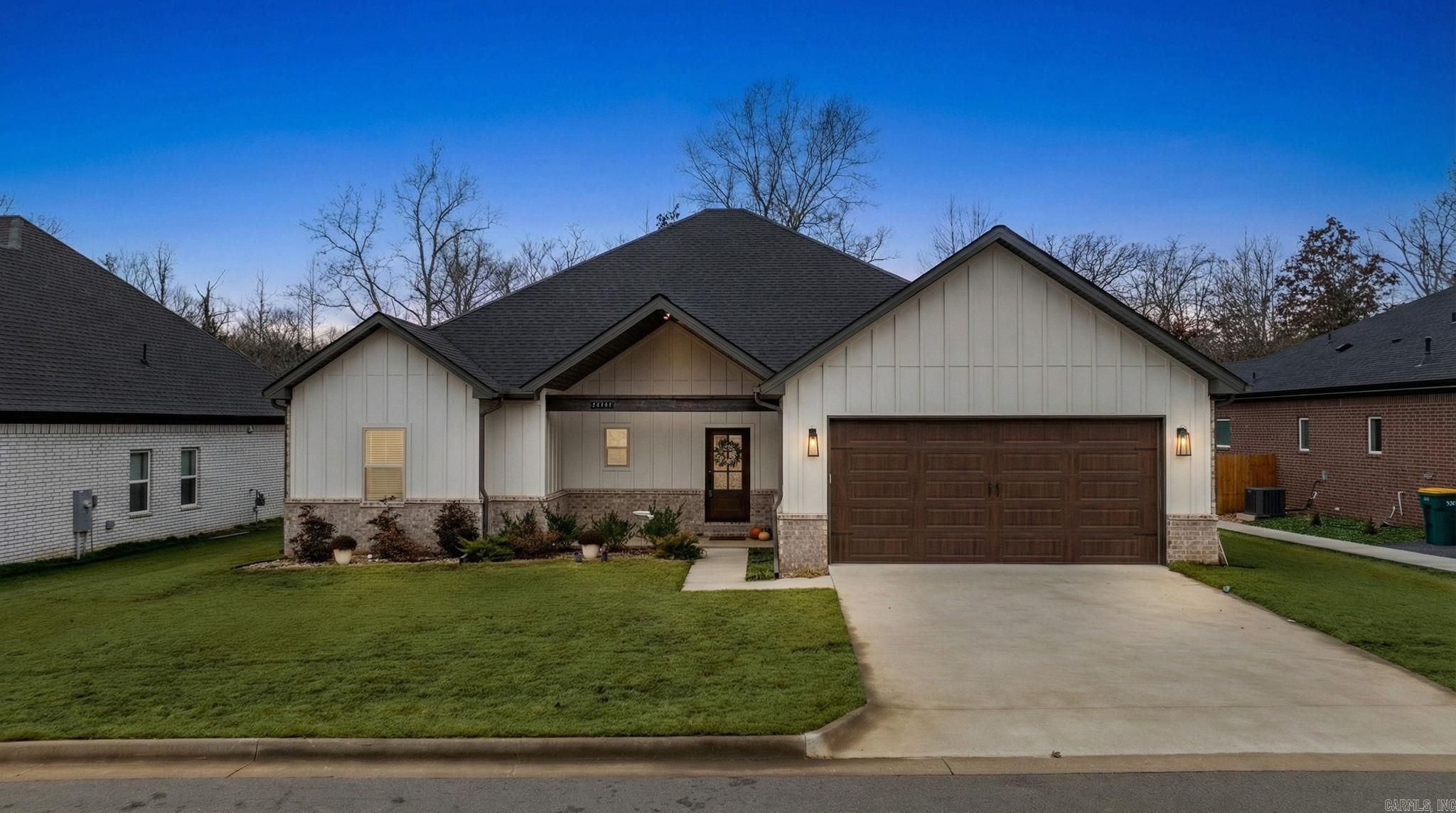 15015 Matterhorn Loop Property Photo 1