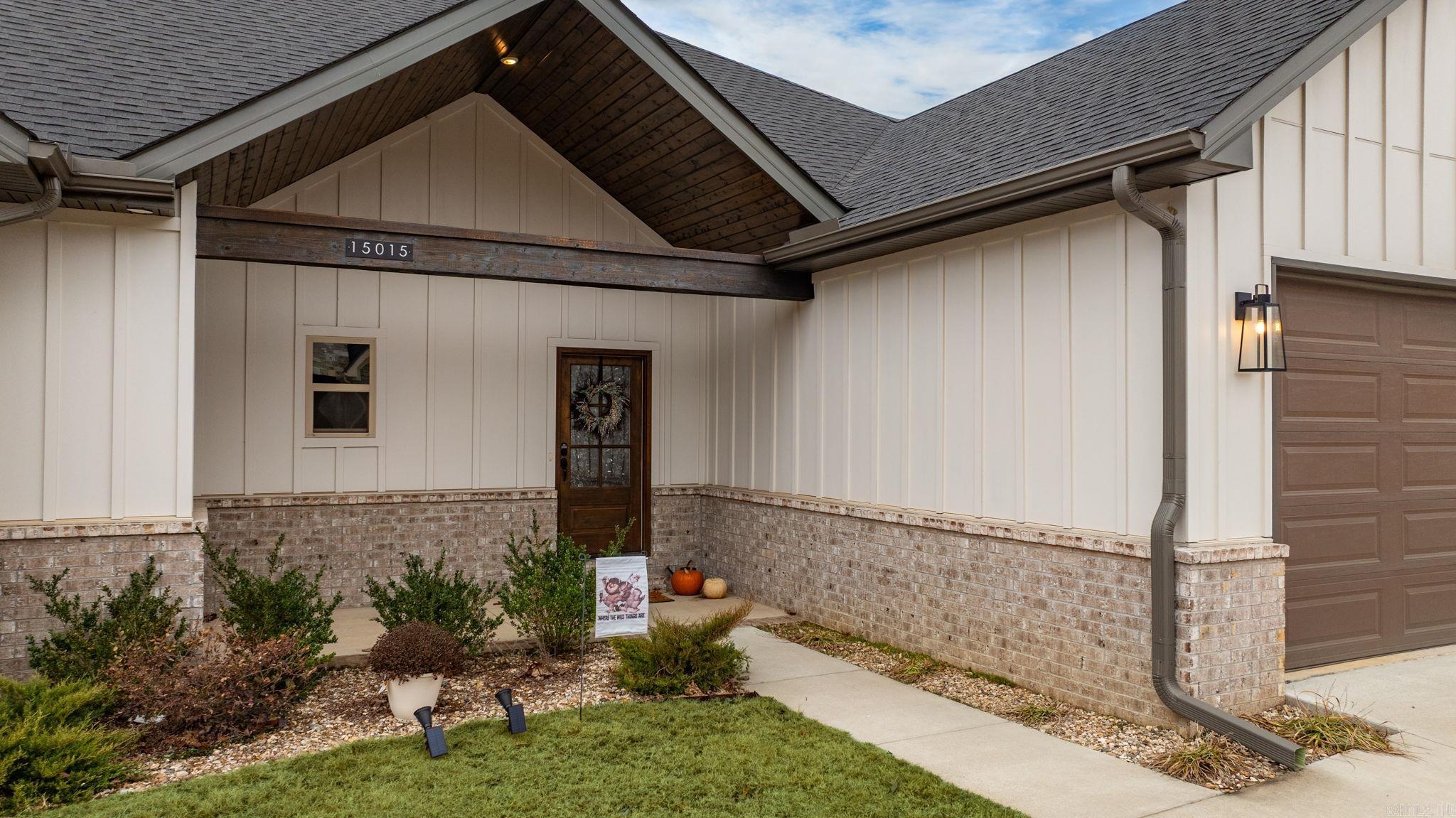 15015 Matterhorn Loop Property Photo 3