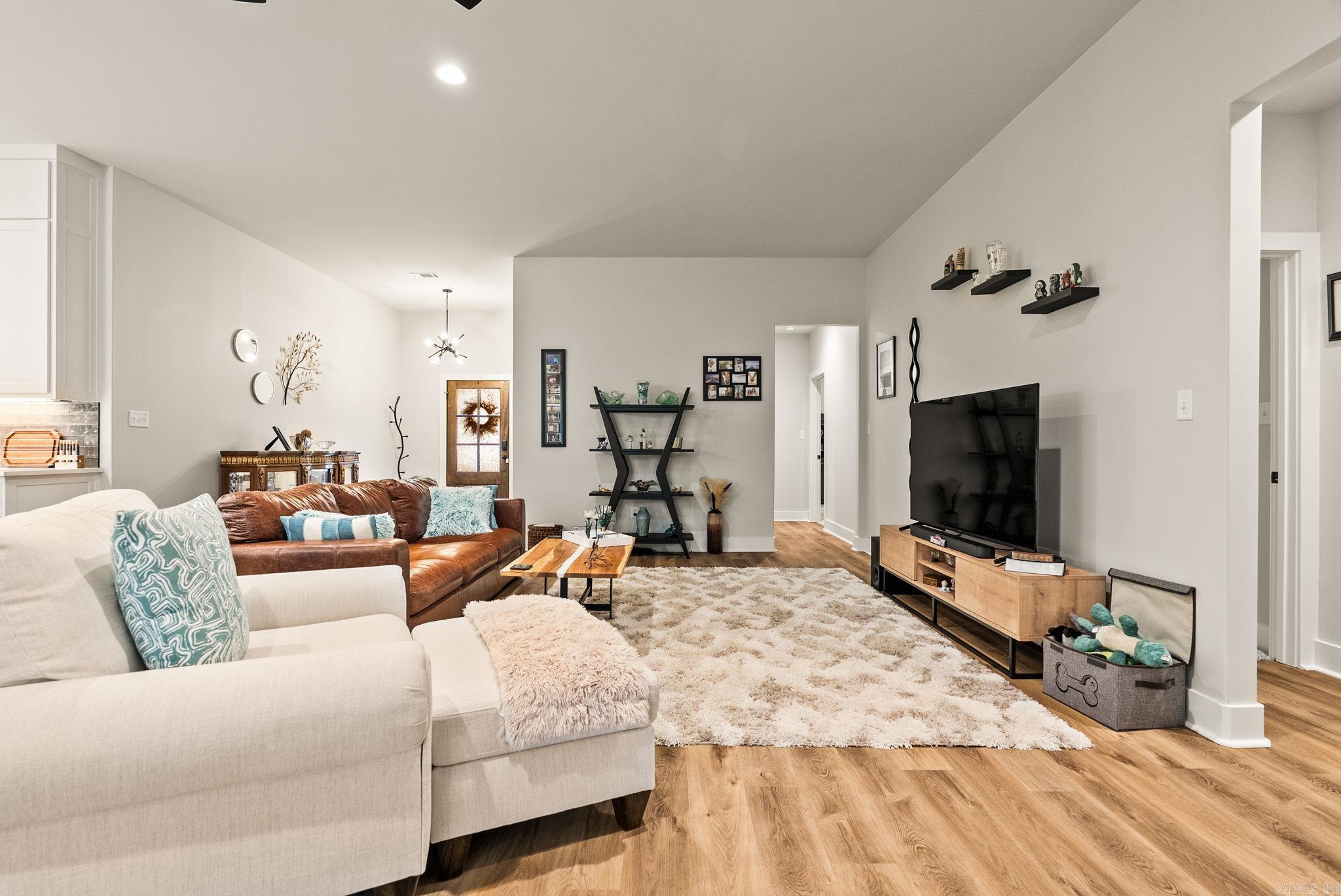 15015 Matterhorn Loop Property Photo 11